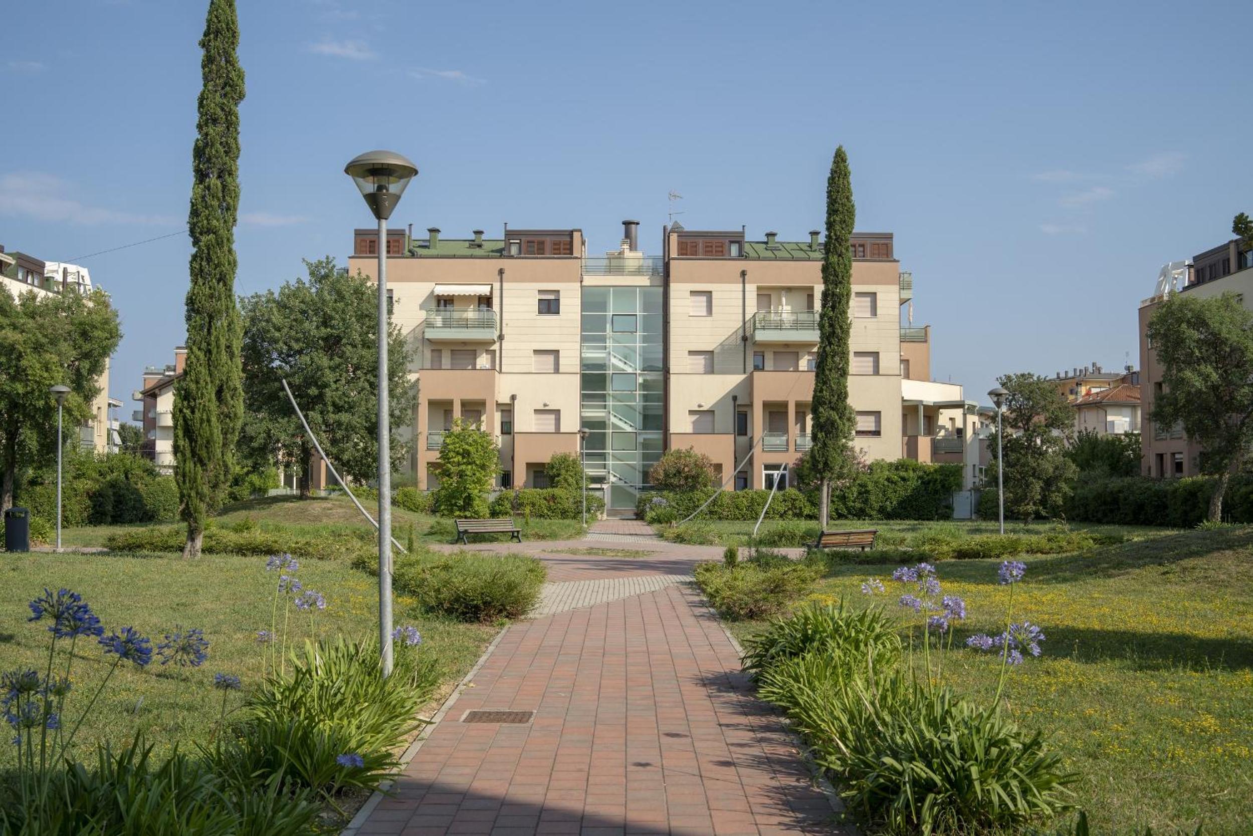 GuestHost - Fellini Family Flat view 2