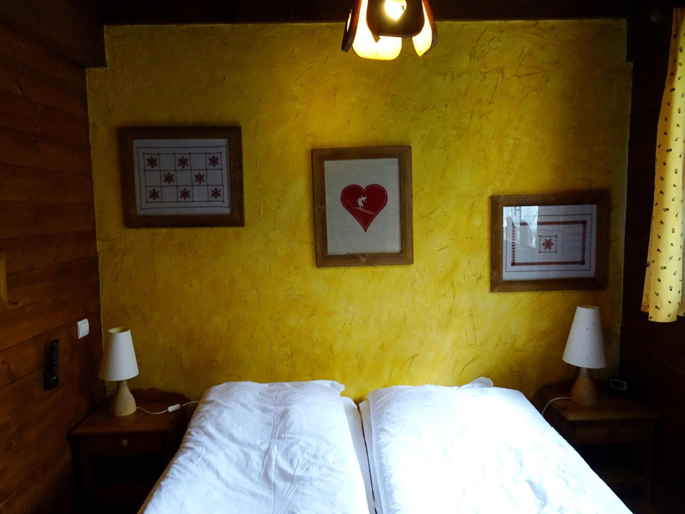 Chalet des Glaciers view 3