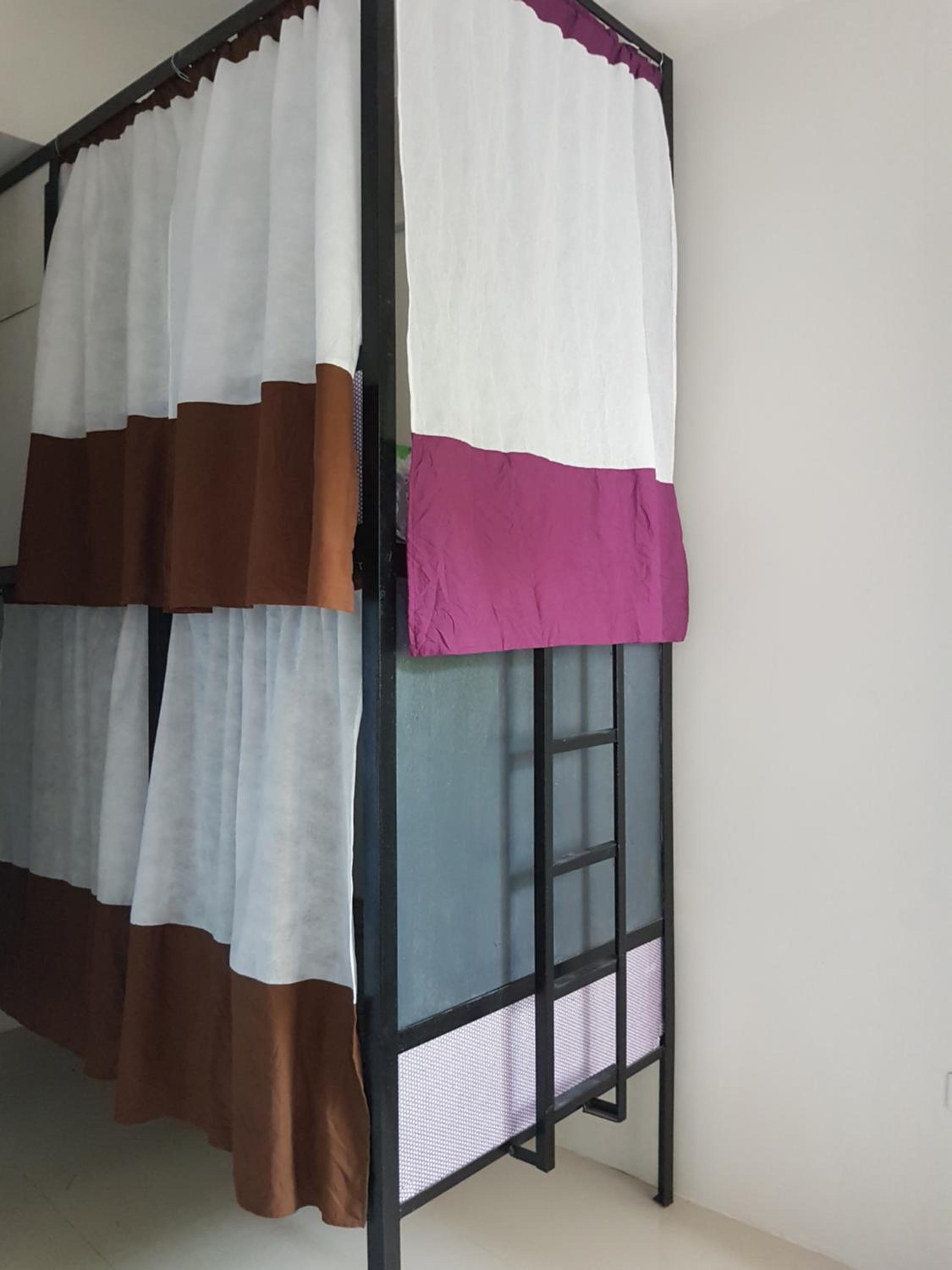 Sleepadz - Capsule Beds Dormitel in Magsaysay Ave Naga
