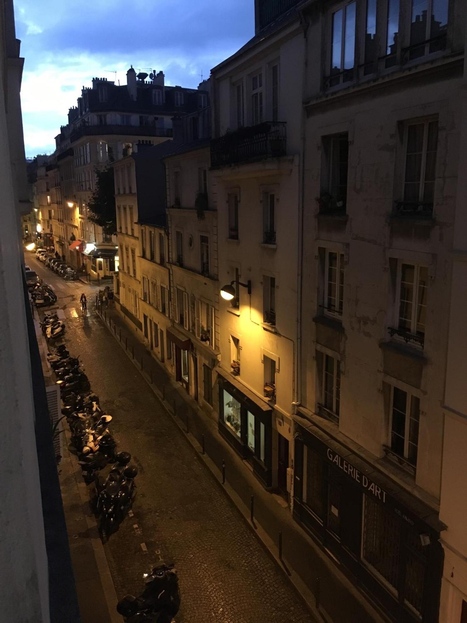 Montmartre Lovely