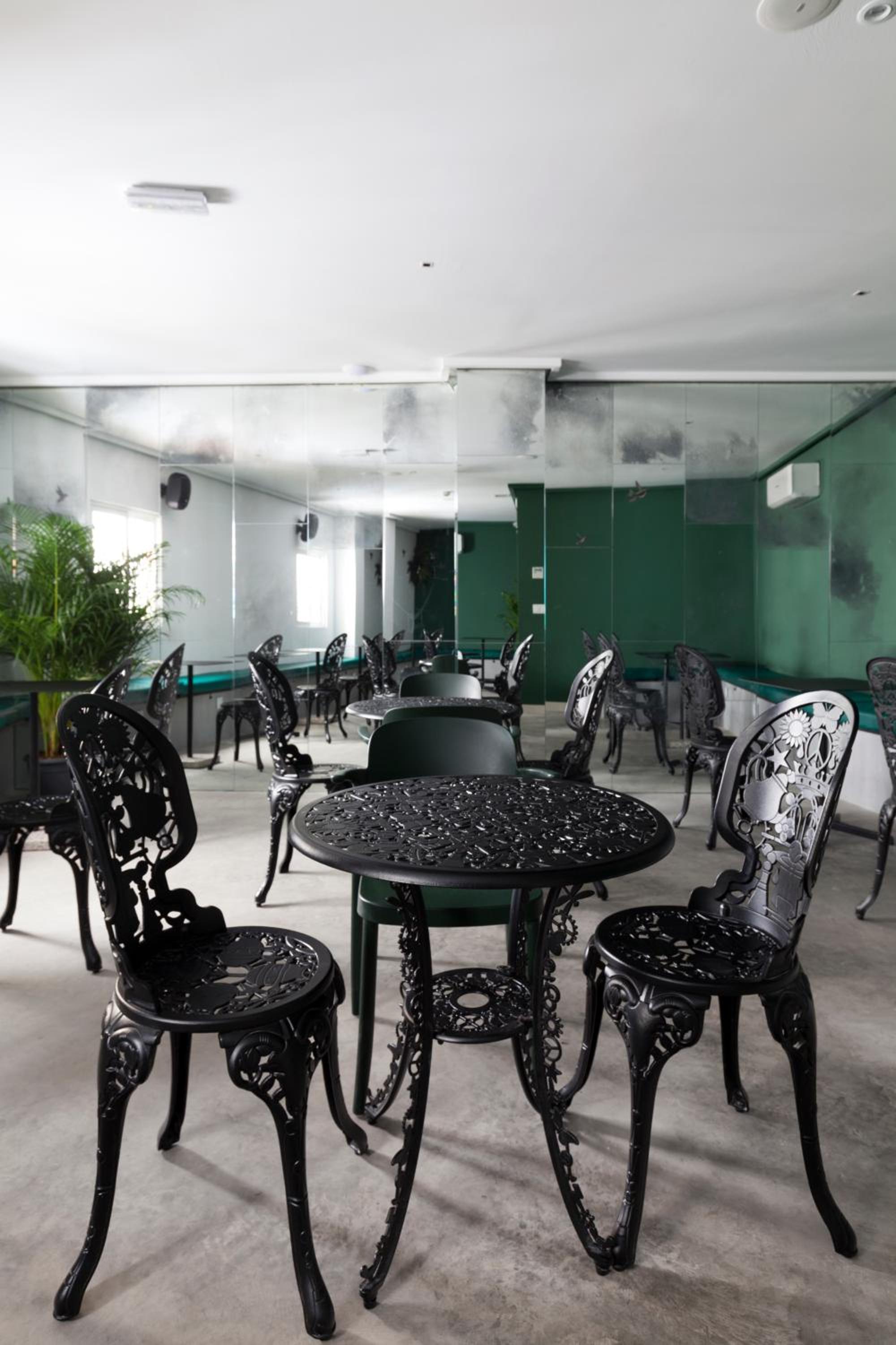 dining