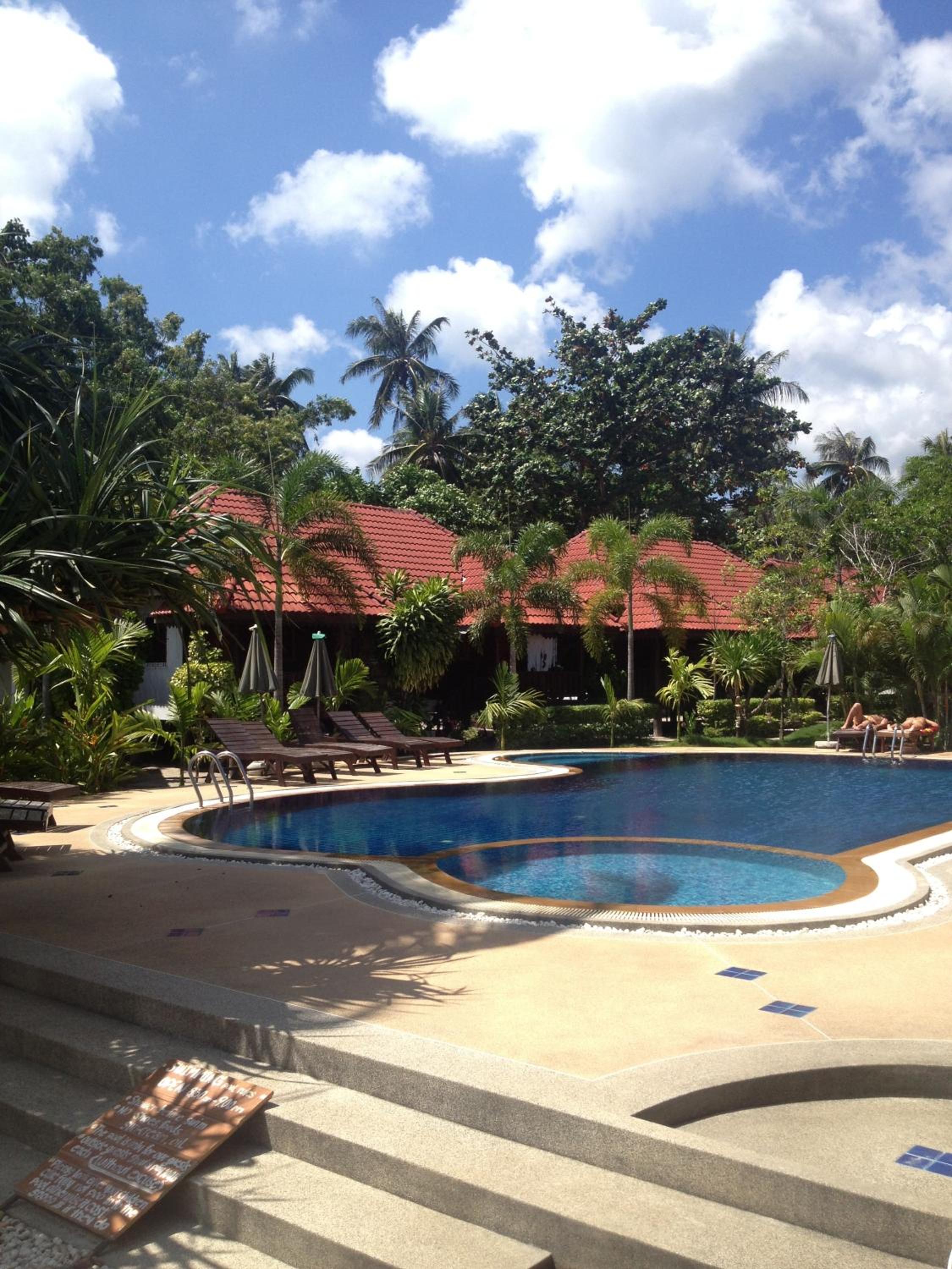 Mac's Bay Resort