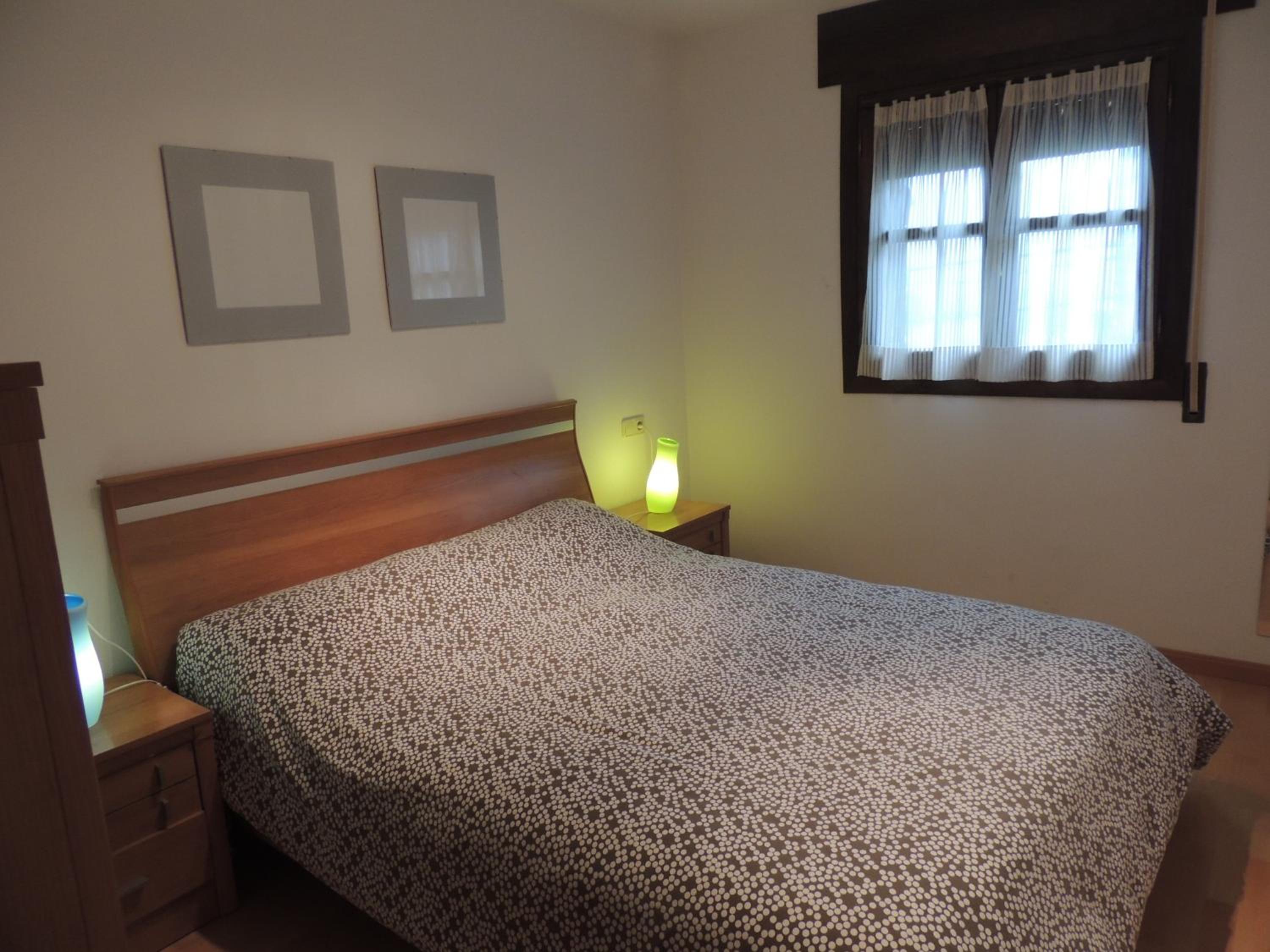 Apartamento céntrico con WIFI en Biescas view 2
