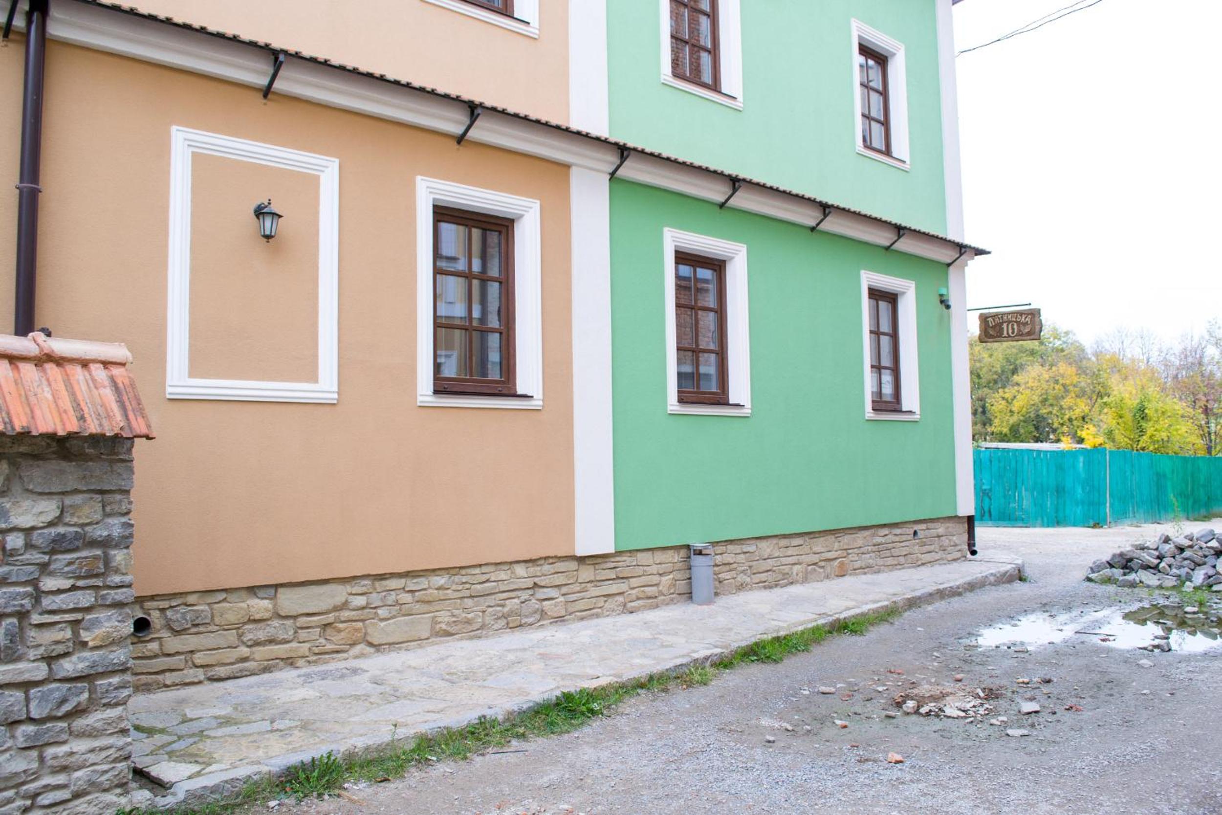 Home Hotel