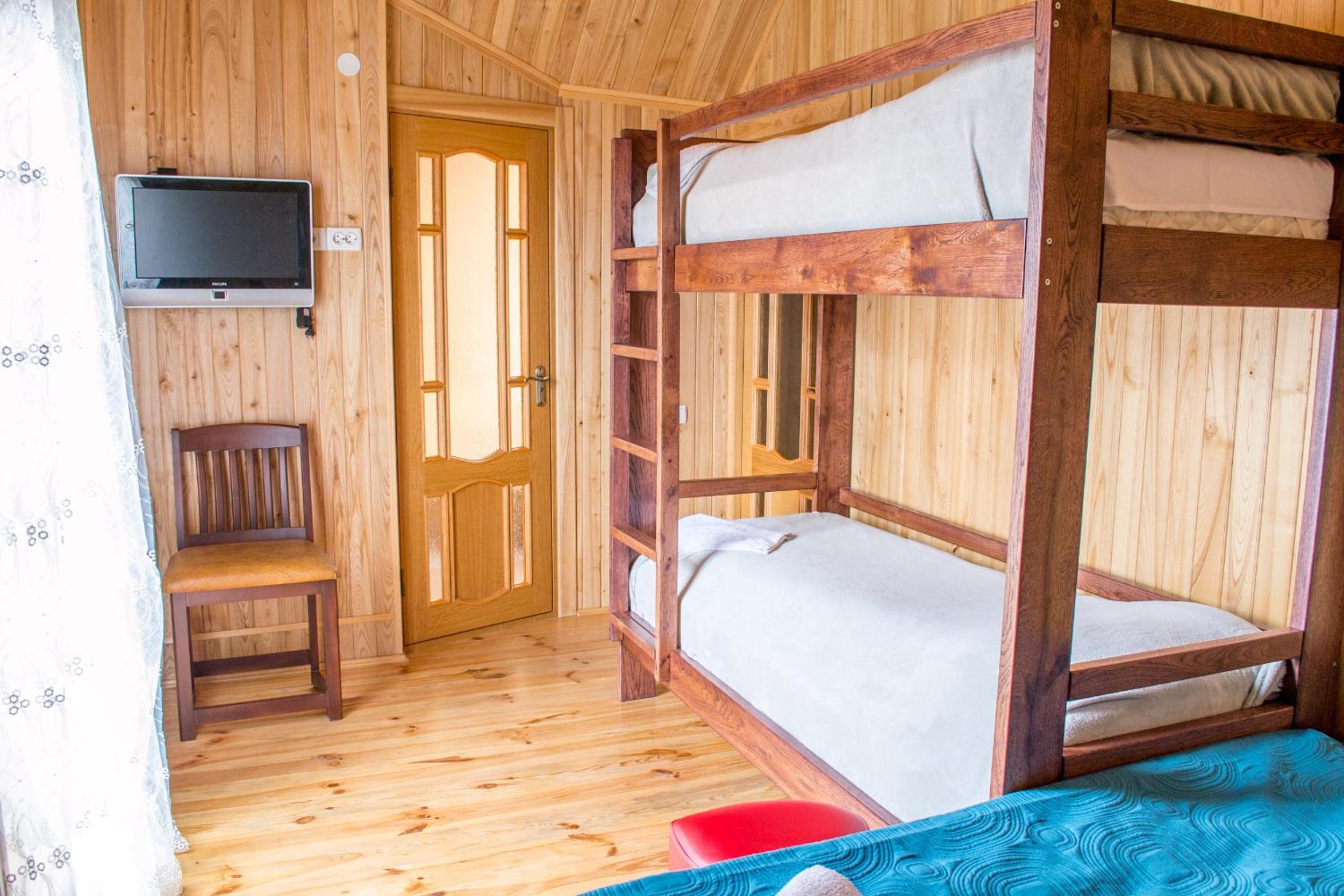 Home Hotel, photo 73