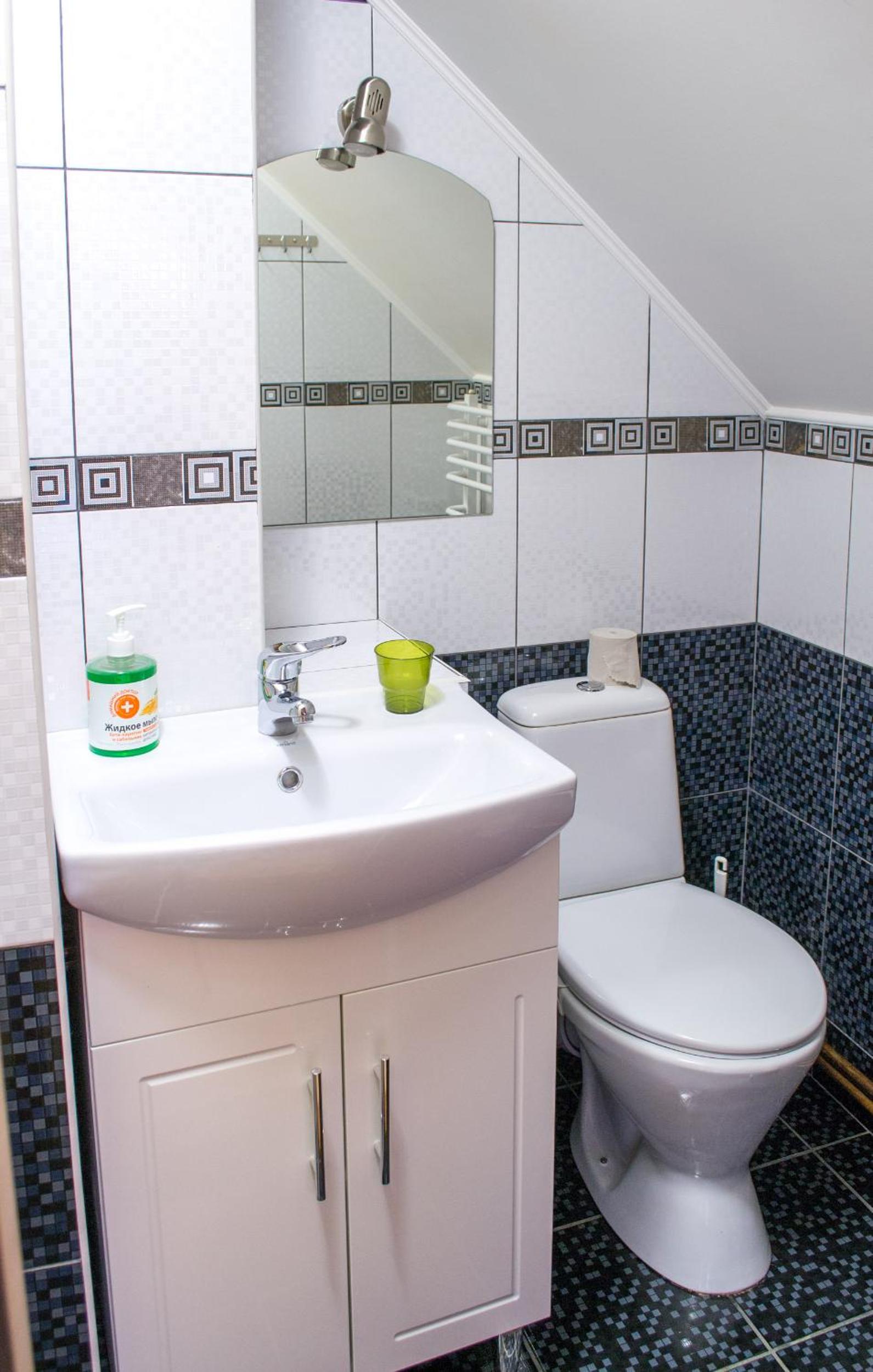 Home Hotel, photo 23