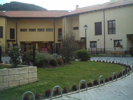 Chalet "El Bosque" 5 habitaciones view 3