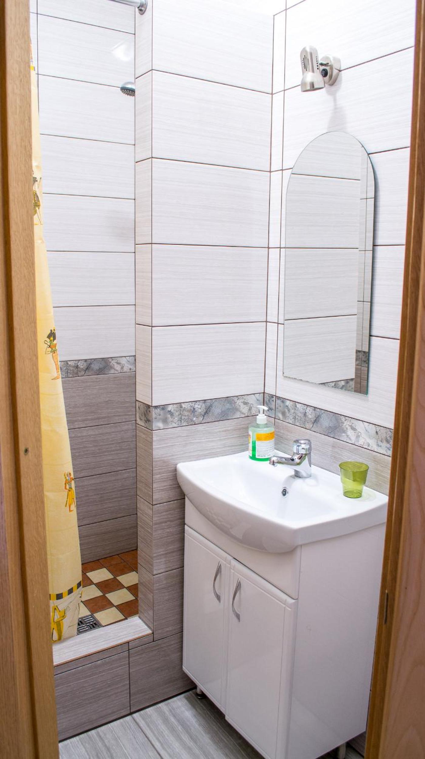 Home Hotel, photo 46