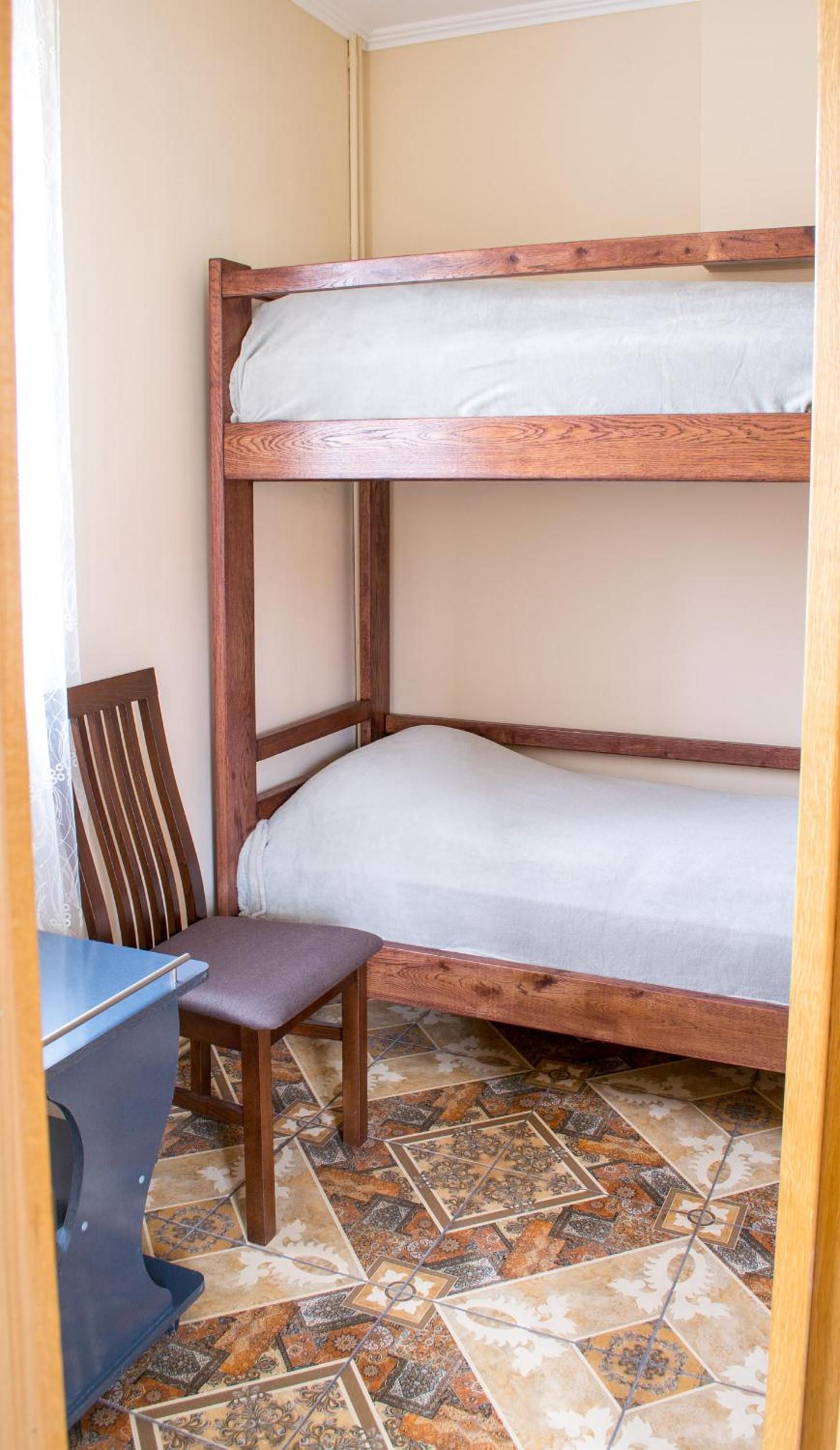 Home Hotel, photo 67