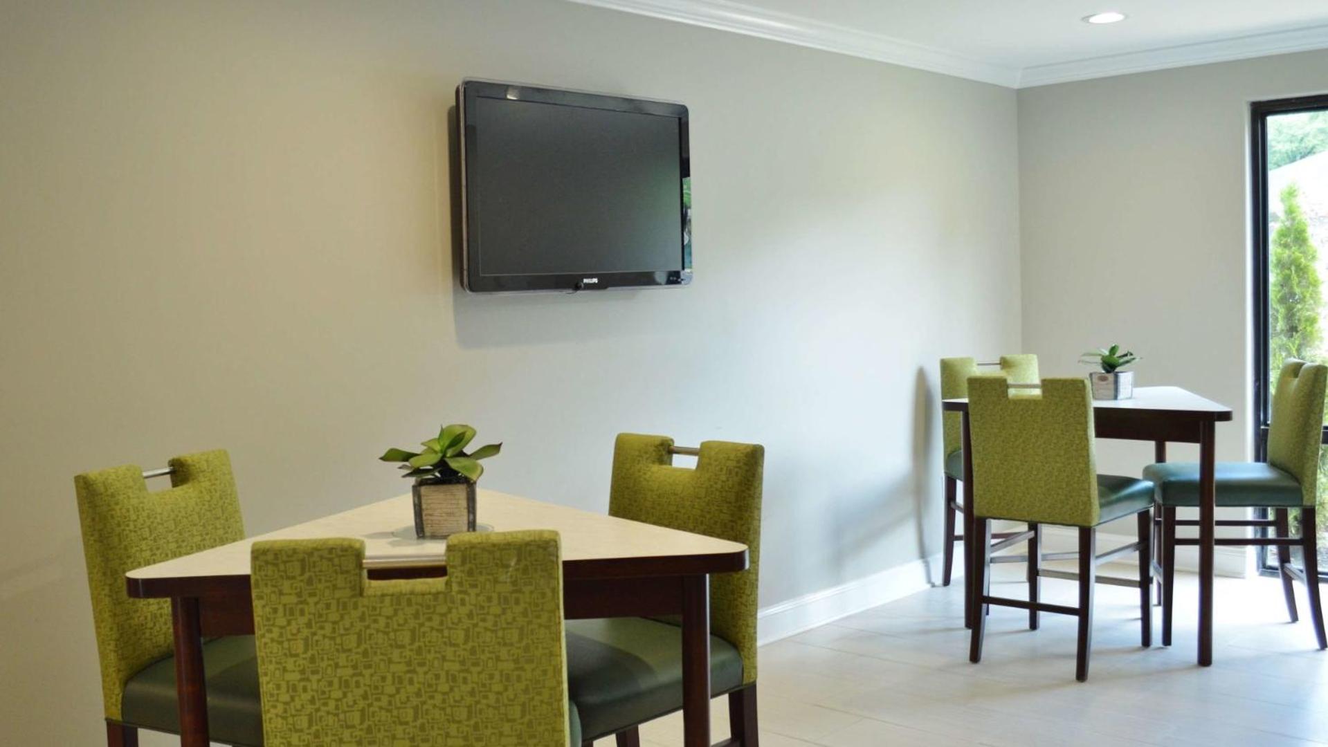 America's Best Value Inn - Memphis Airport view 5