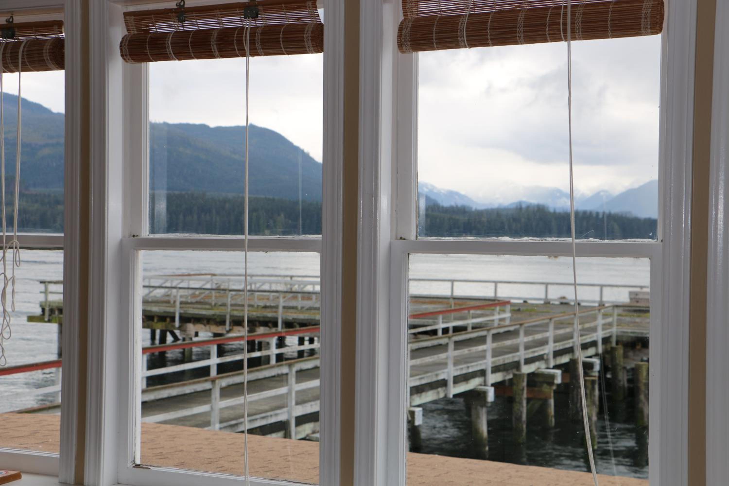 Nimpkish Hotel