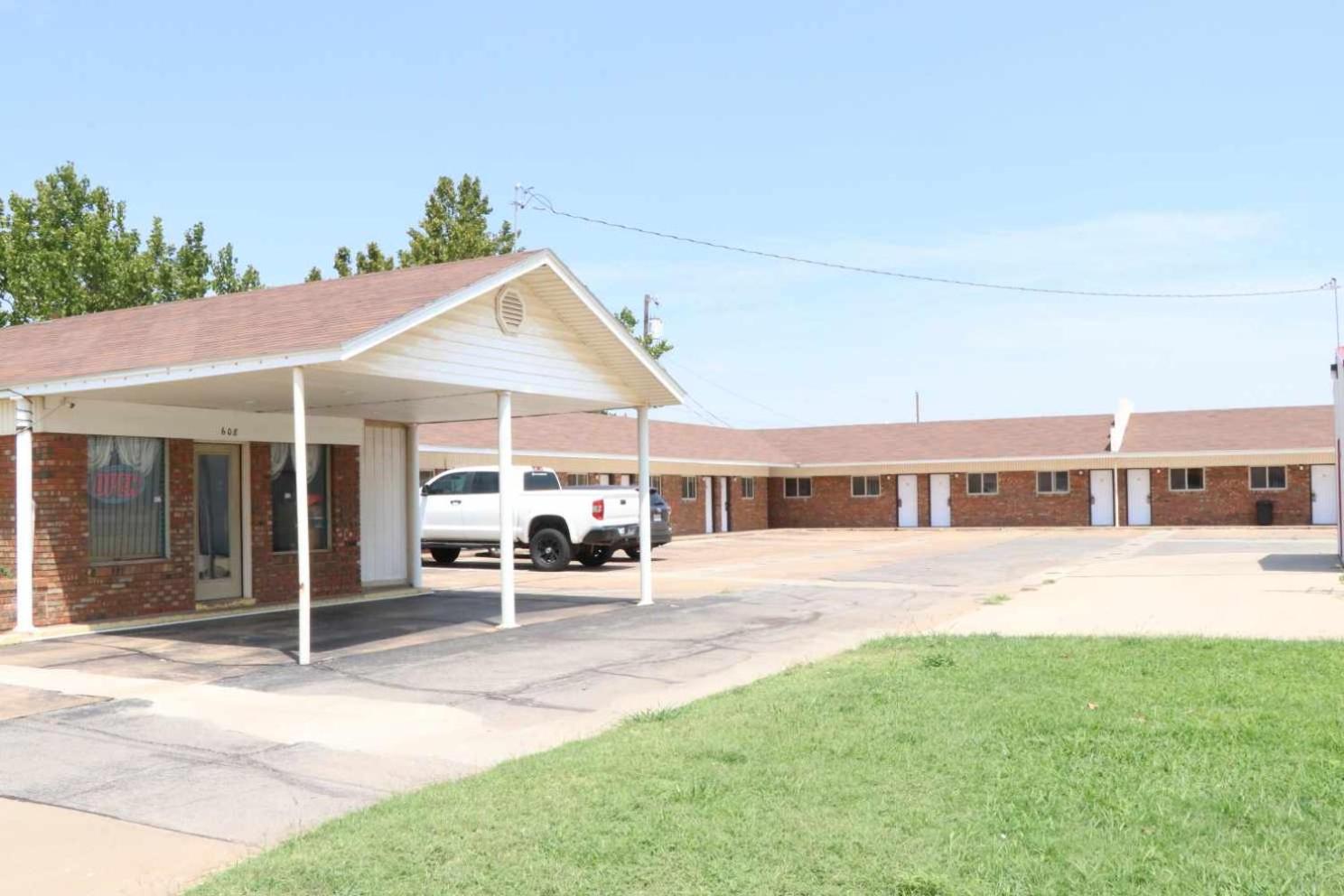 Western motel