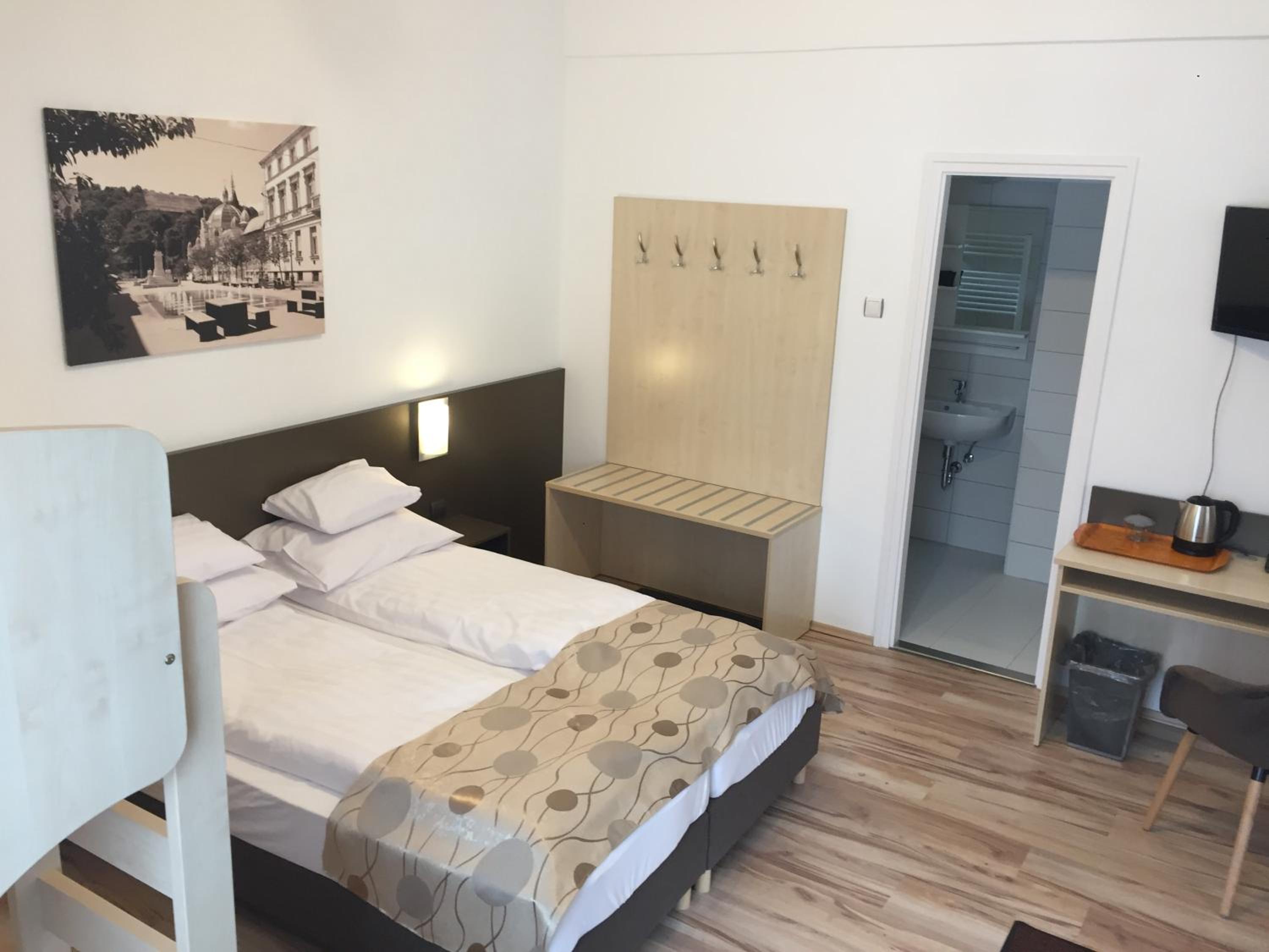 Pizza Tábor Apartman view 5