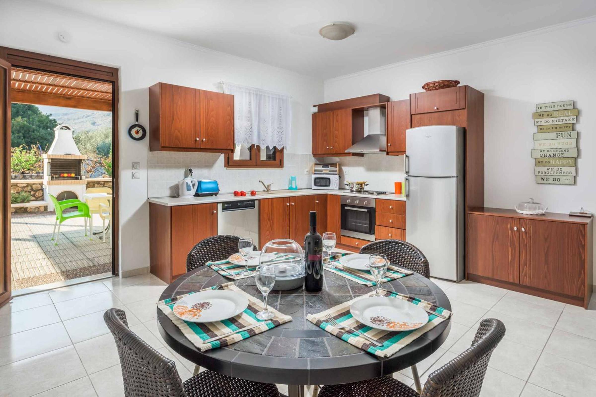 Lindos Emerald en Lindos — kitchen