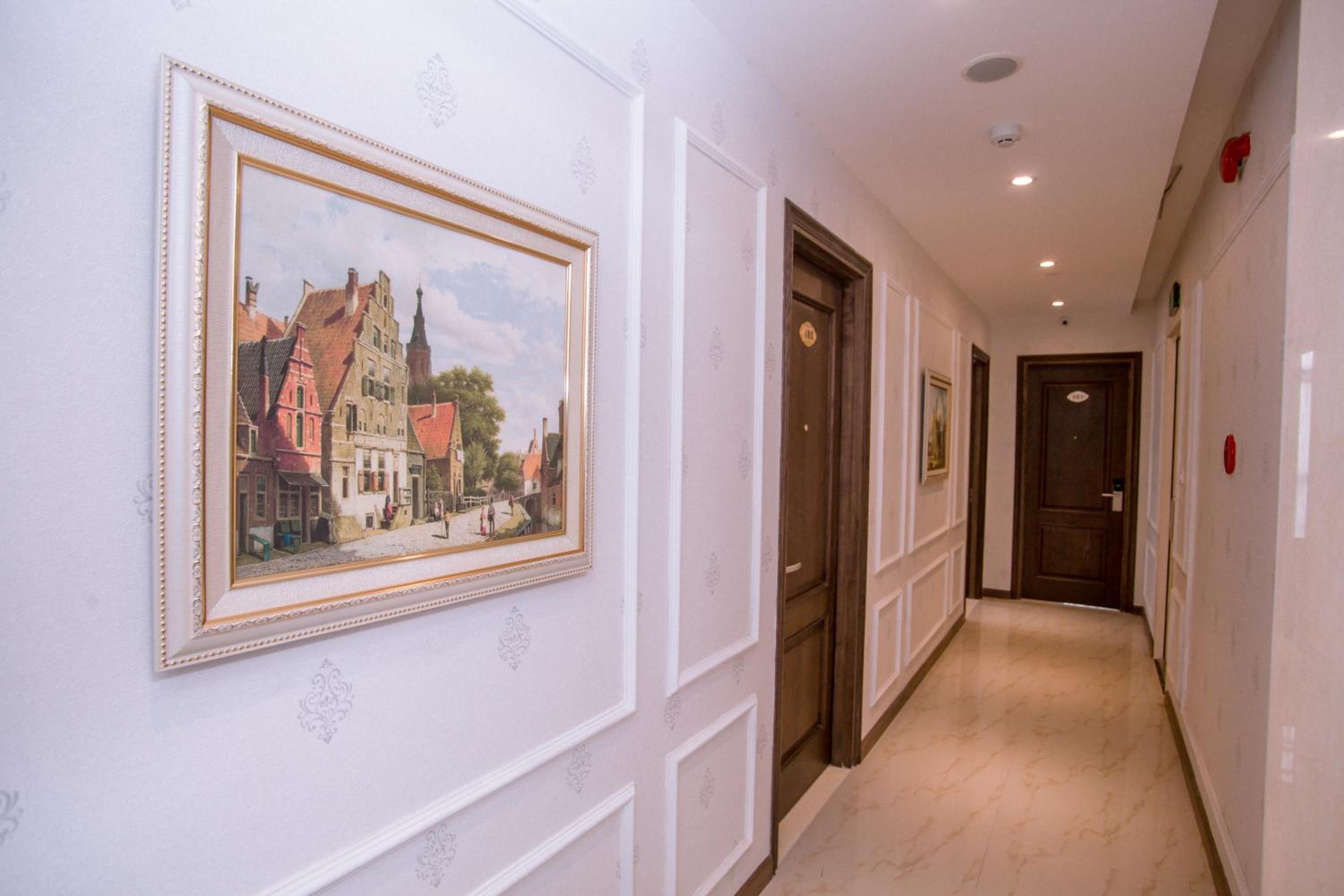 Louisland Hanoi Hotel photo 4