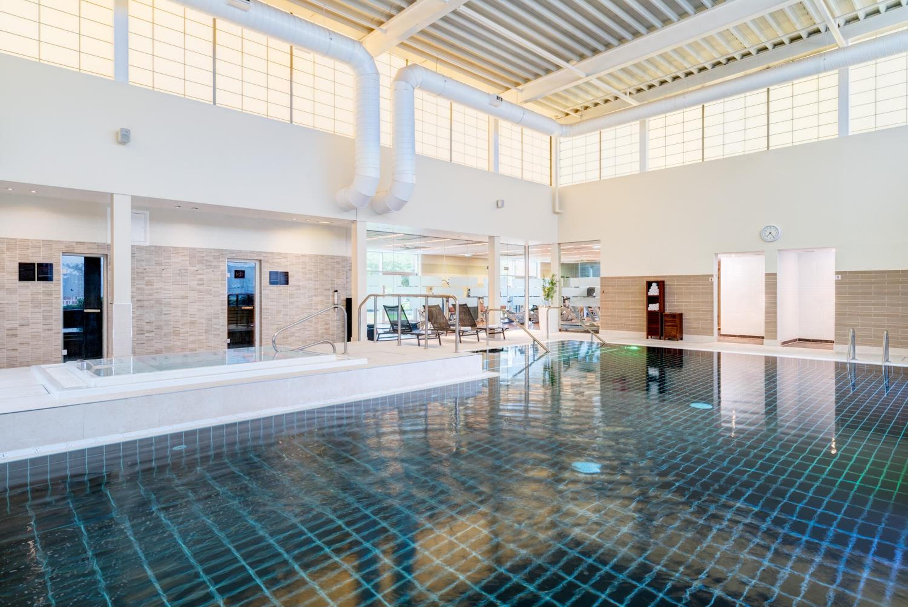 Dundee Vacations - Apex City Quay Hotel  Spa - Property Image 7