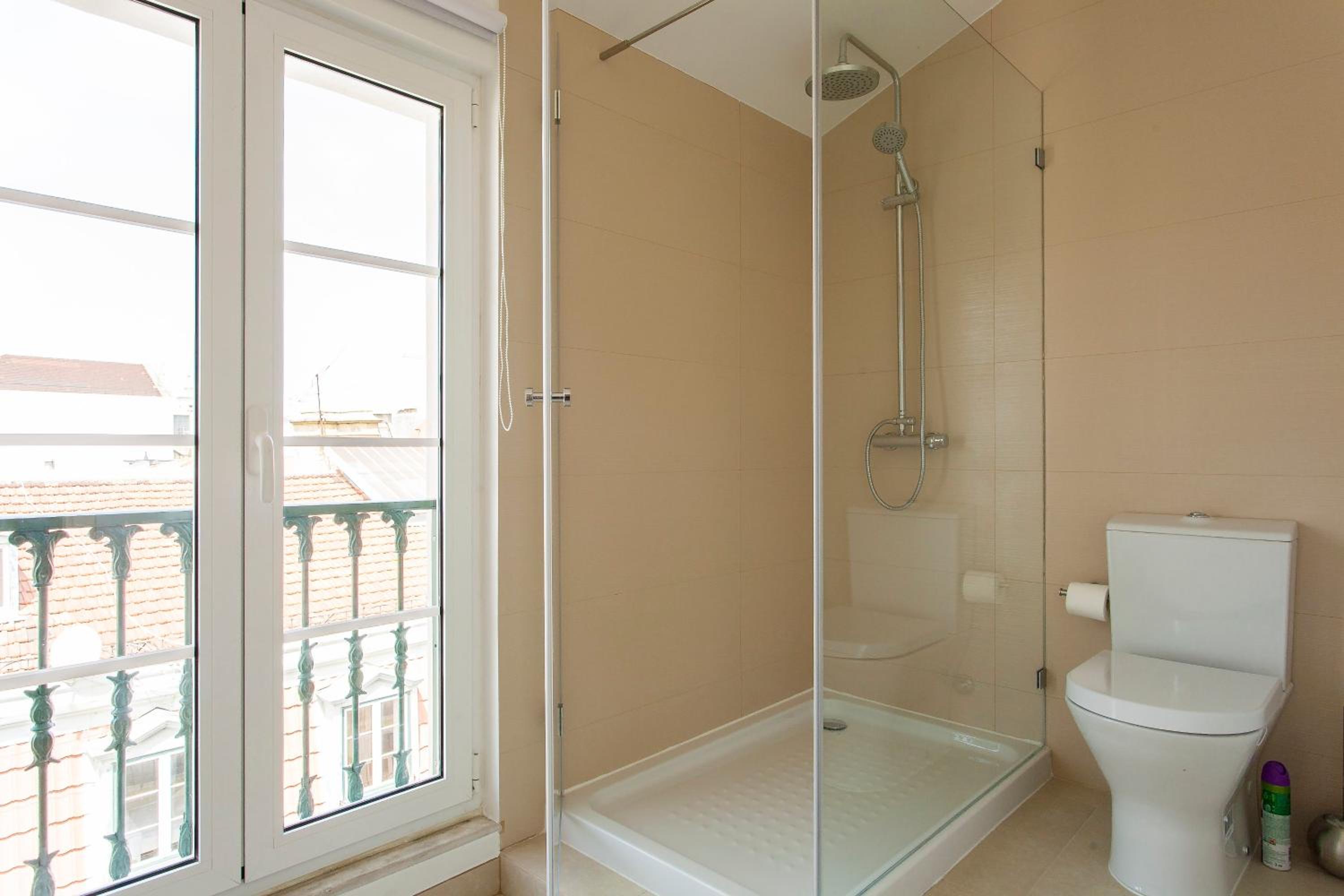 Chiado River View Deluxe Apartment view 4