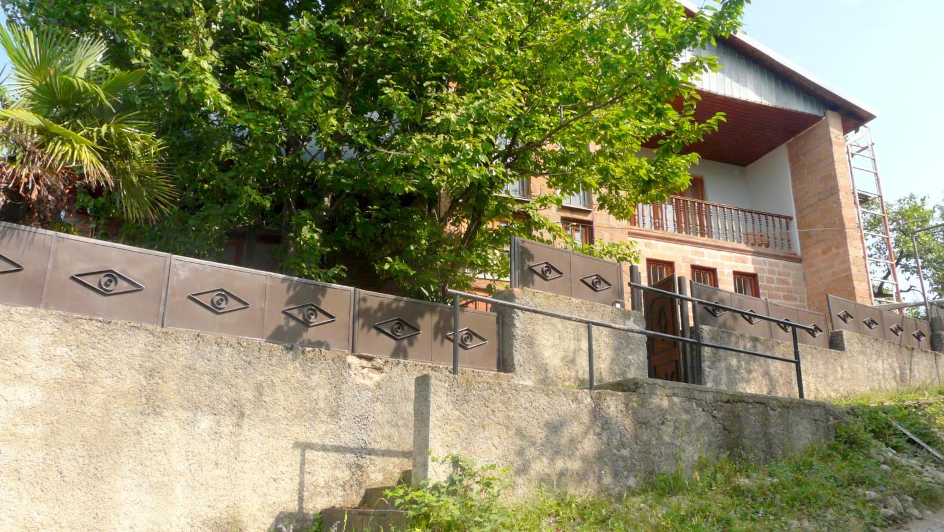 Eco House Sabero view 3