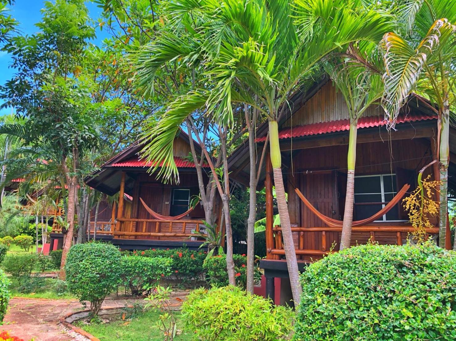 Bounty Resort