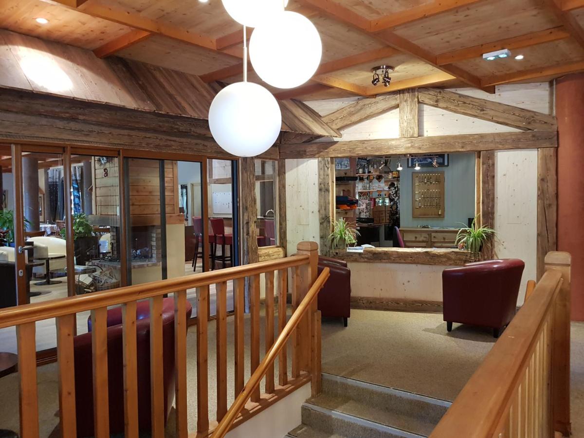 hotel reception