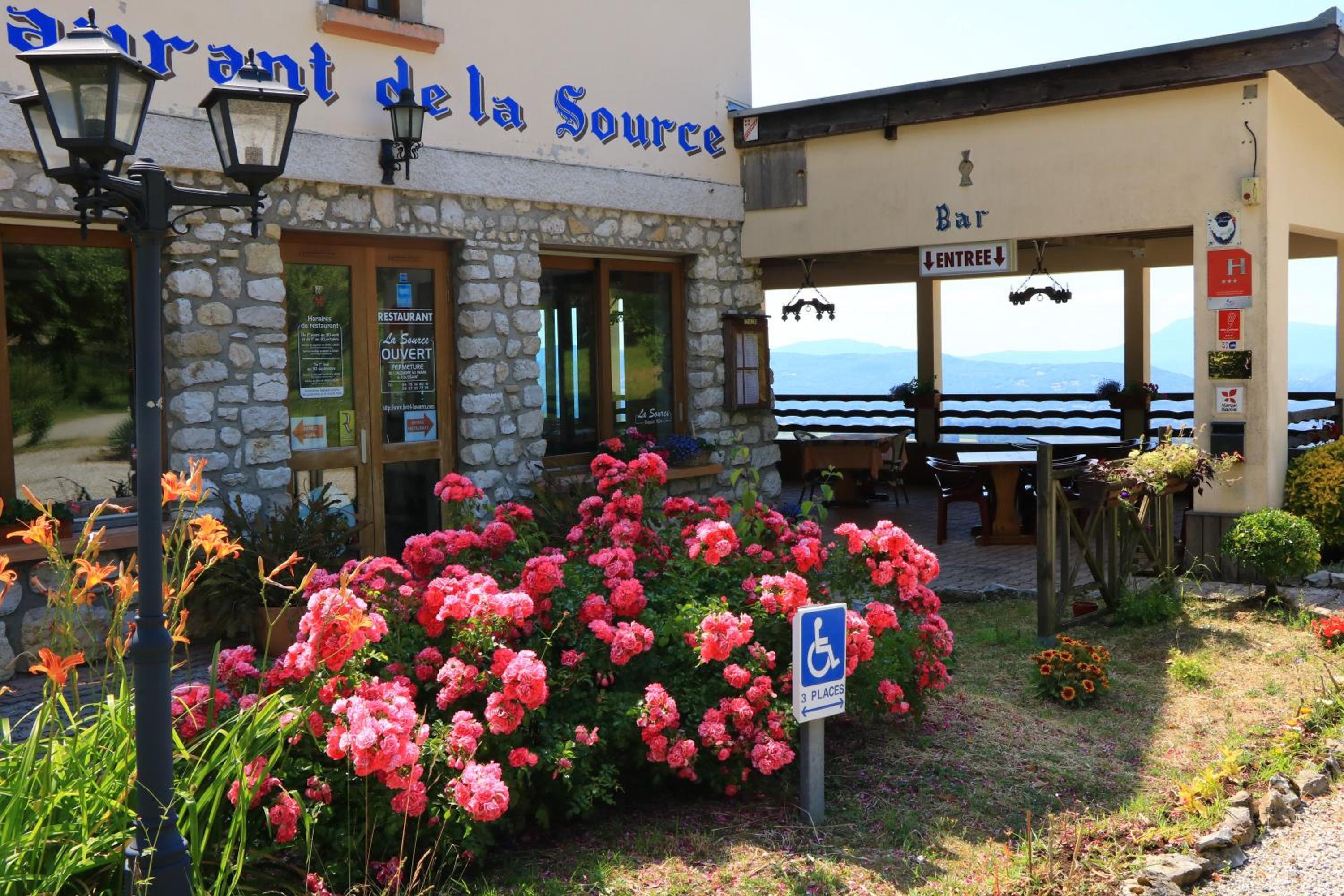 restaurant