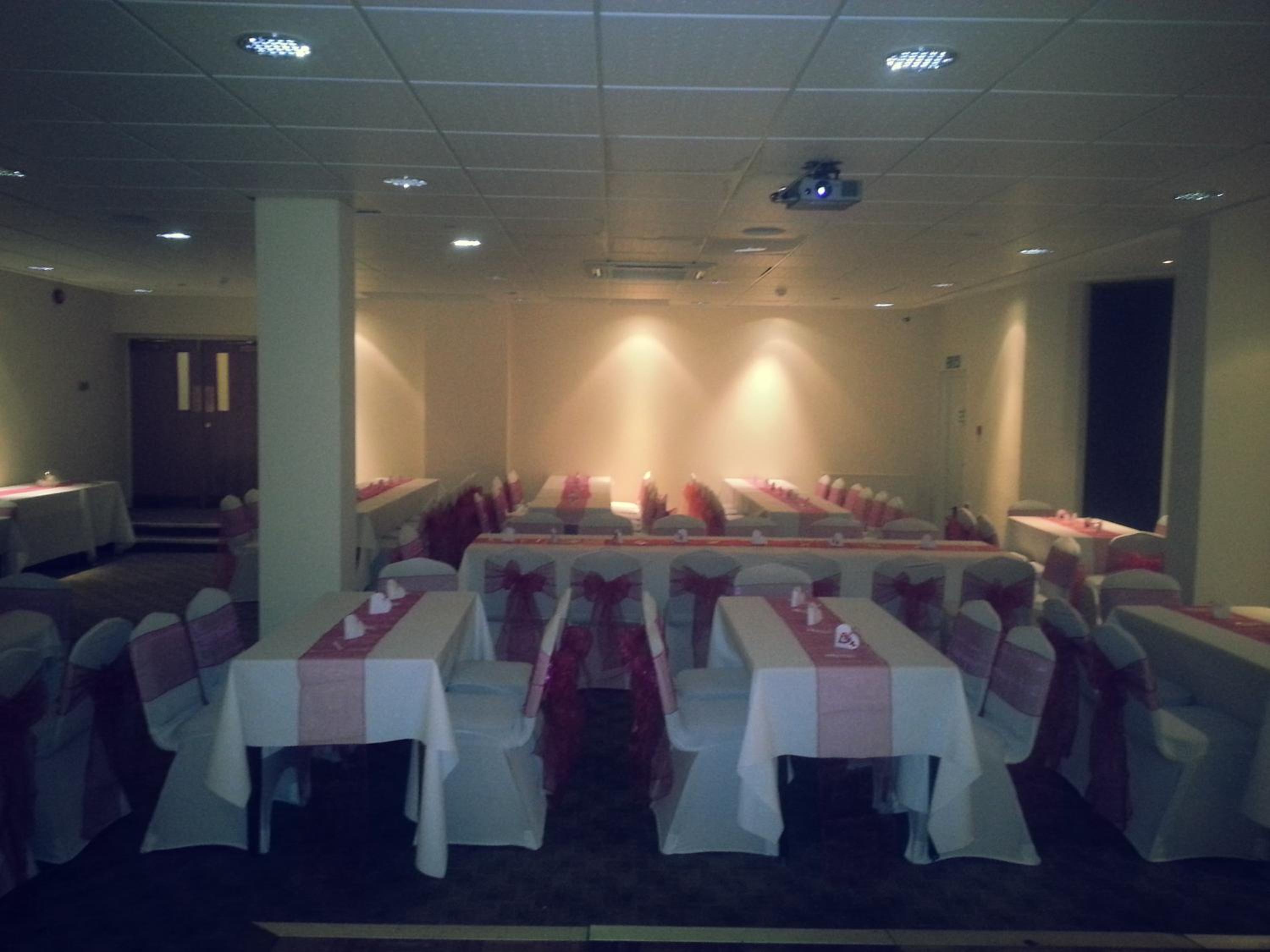 Whitley Bay Vacations - The Windsor Hotel - Property Image 10
