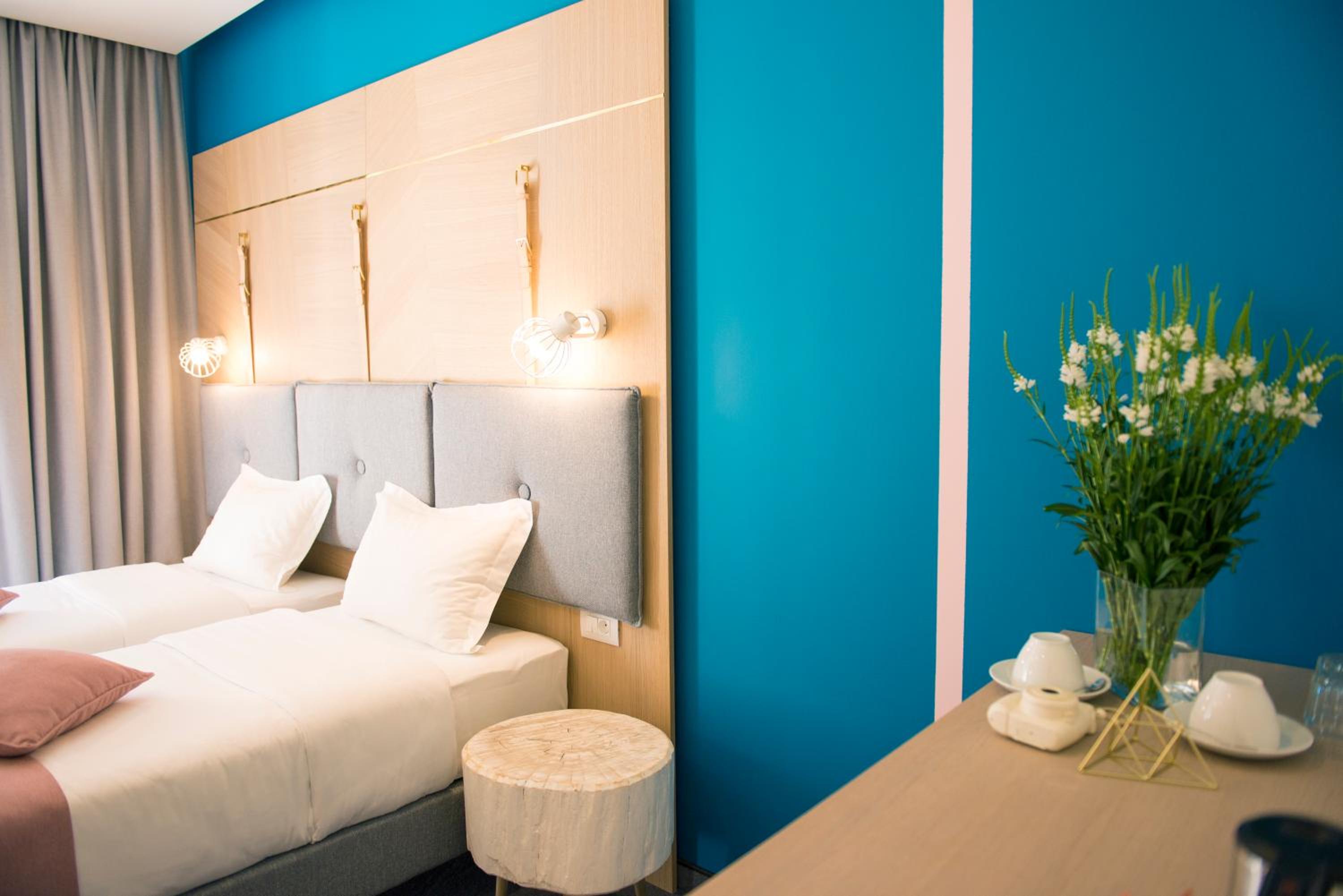 City Nest Modern & Cozy Suites
