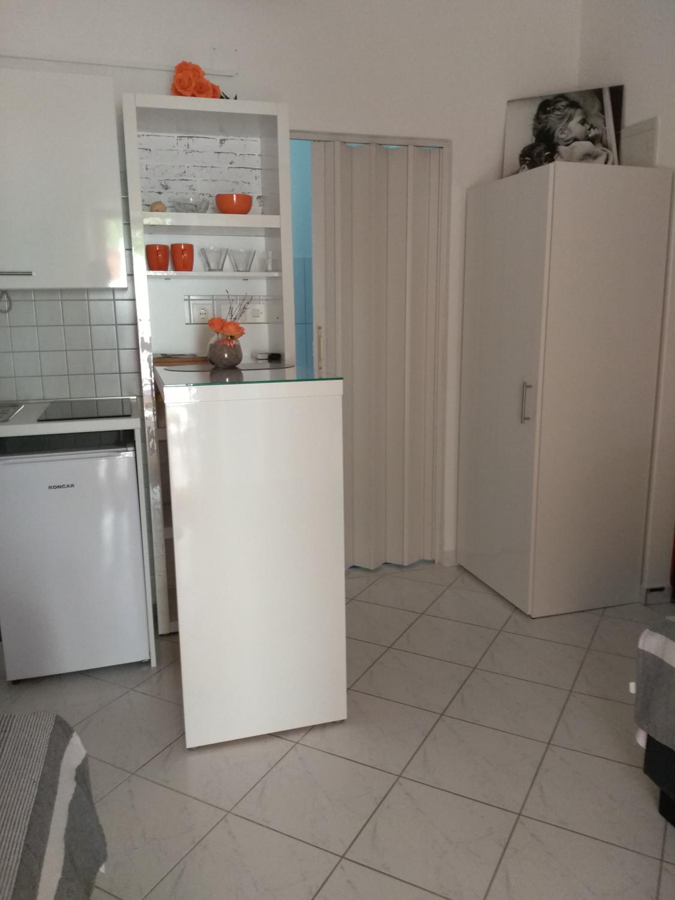 Photo 48