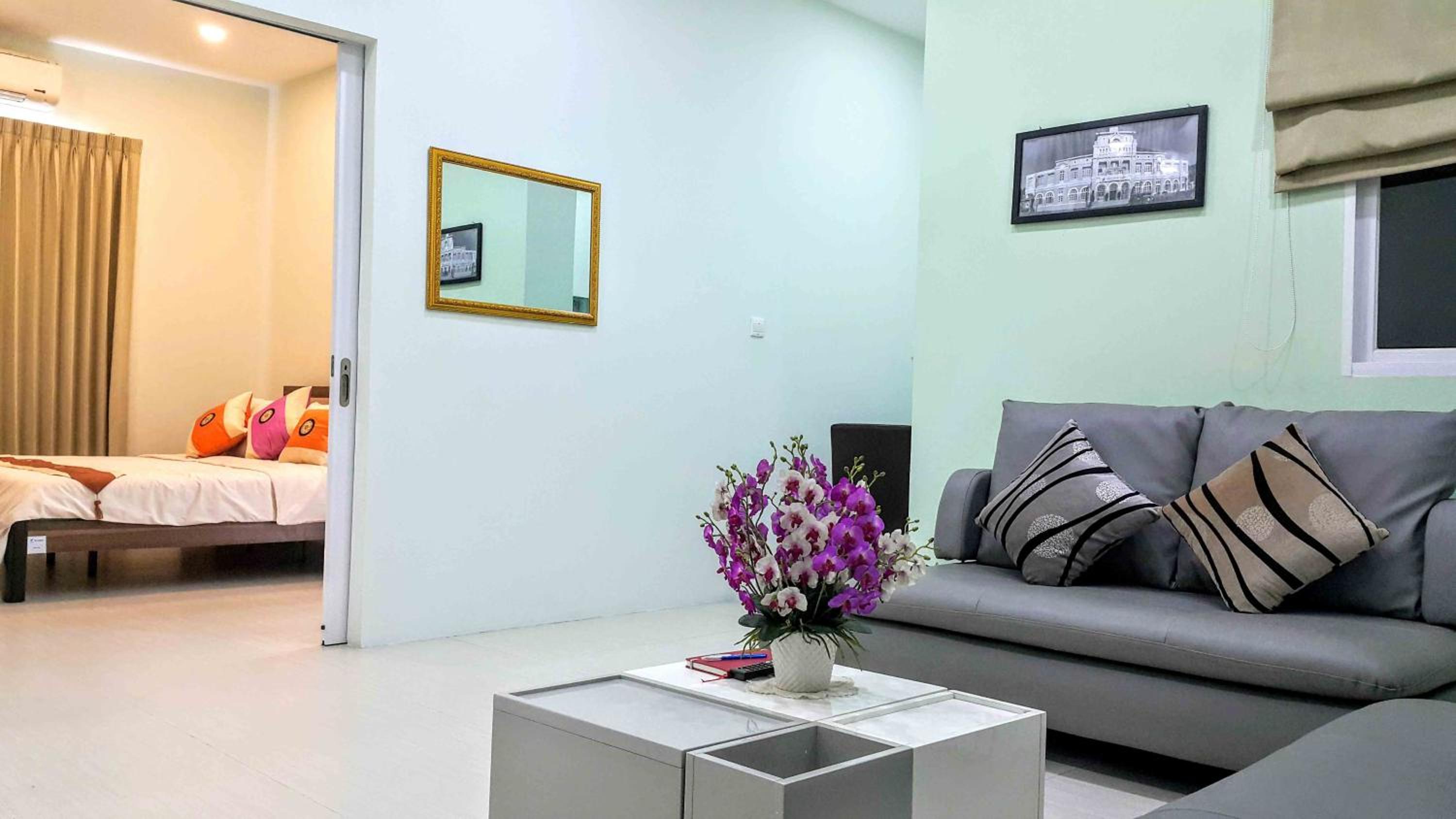 Season Residence