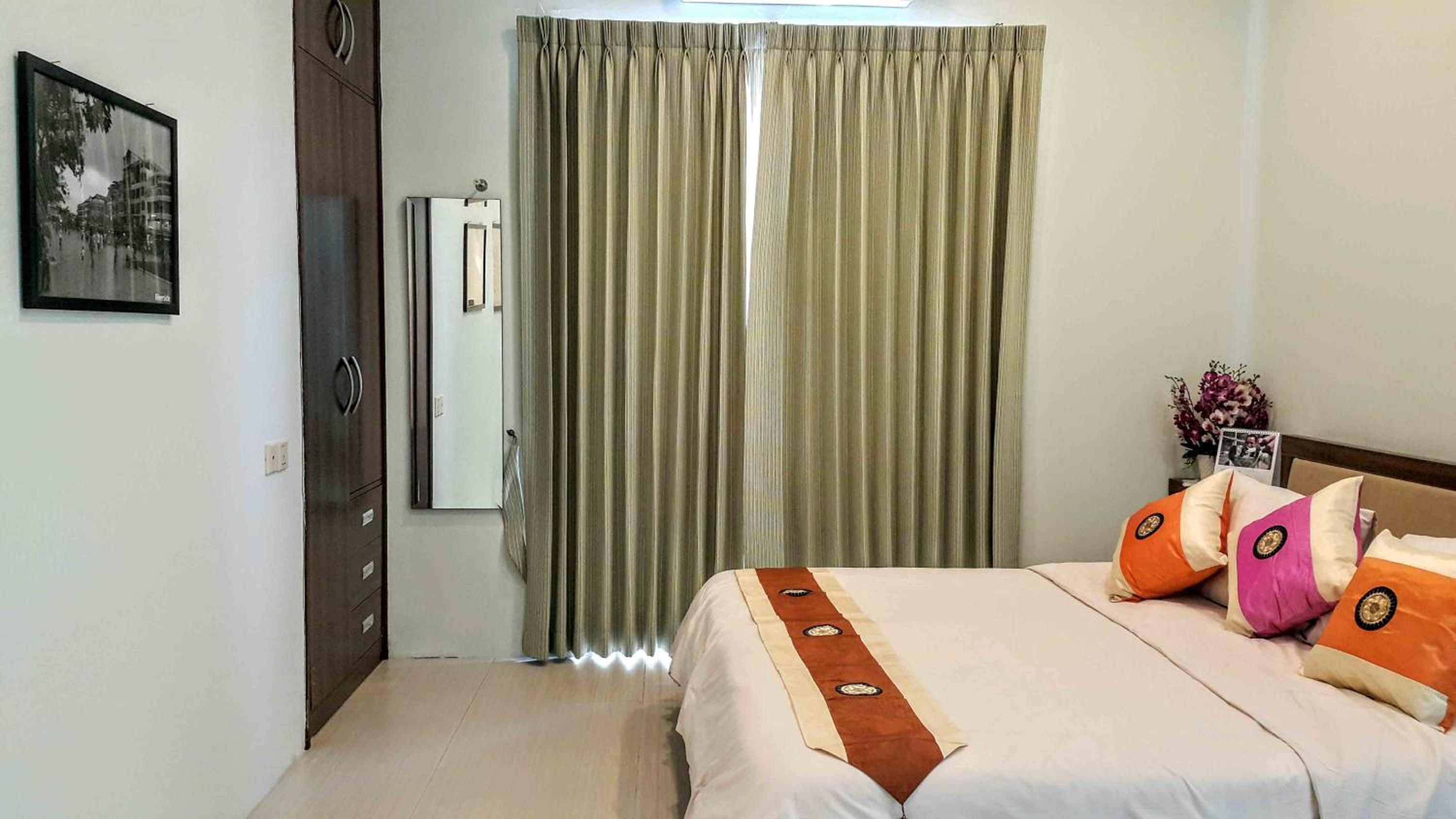Season Residence