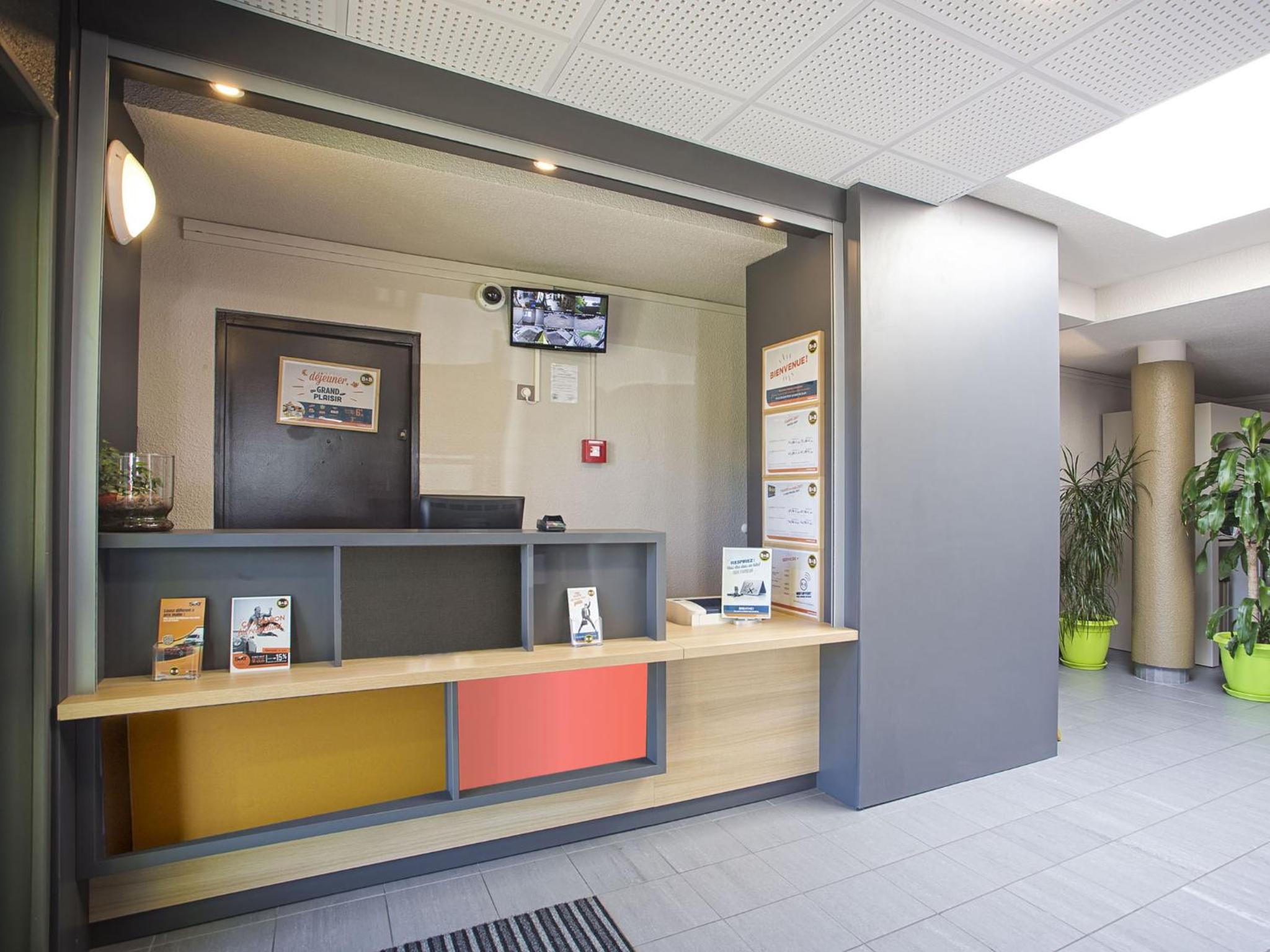 hotel reception