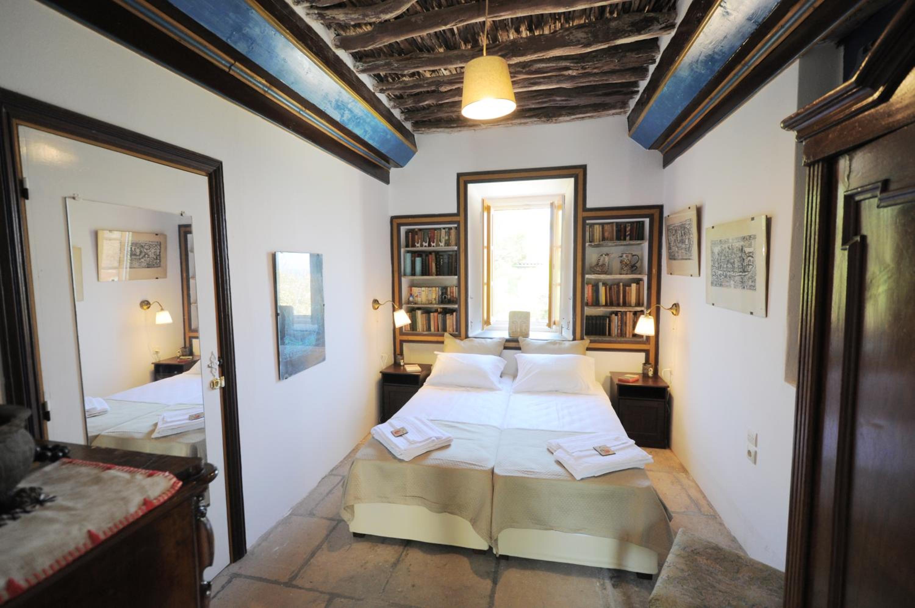 Rallou House Hydra photo 2