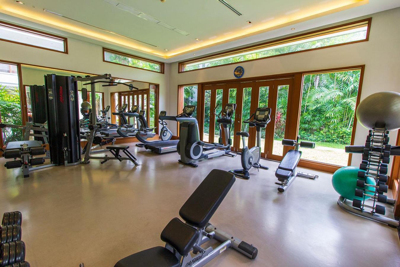 Nai Thon Beachfront Apartments