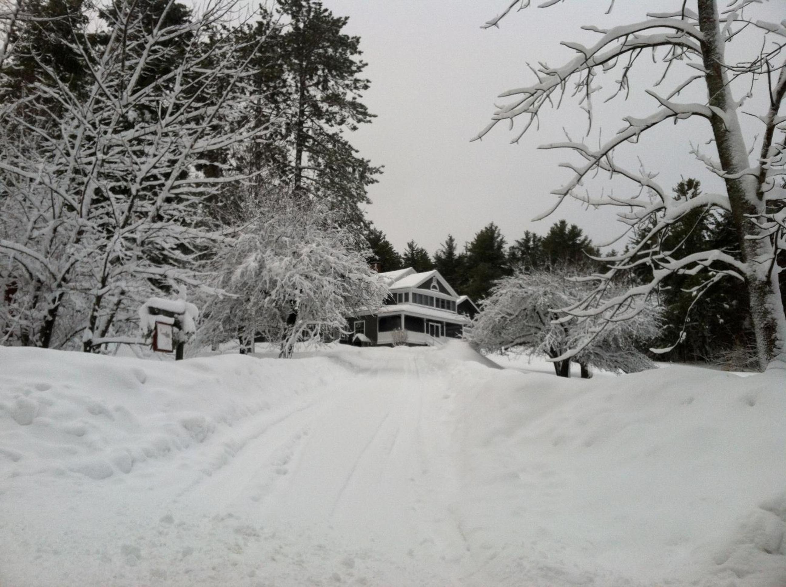 Snowvillage Inn