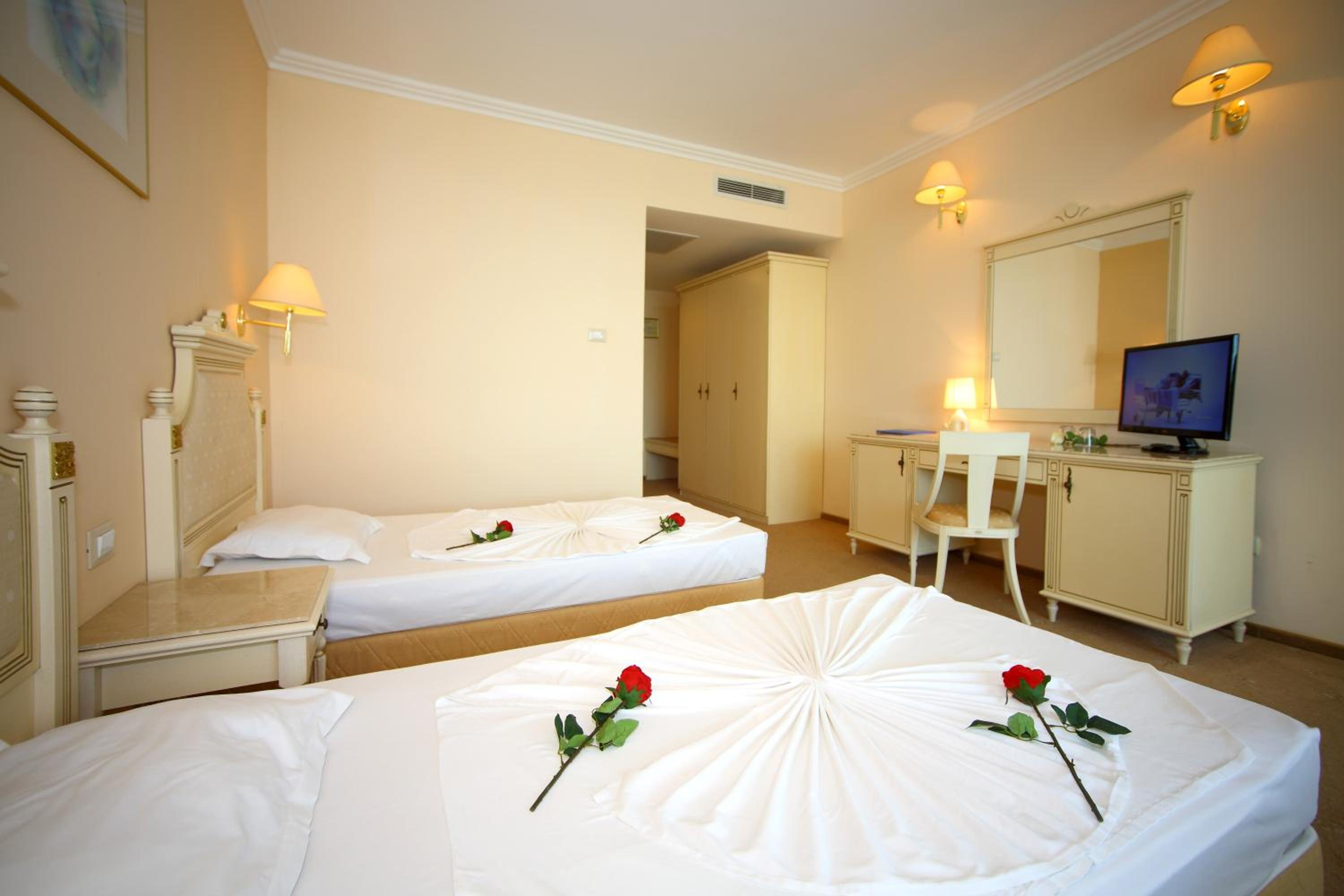 Duni Marina Beach Hotel - All Inclusive