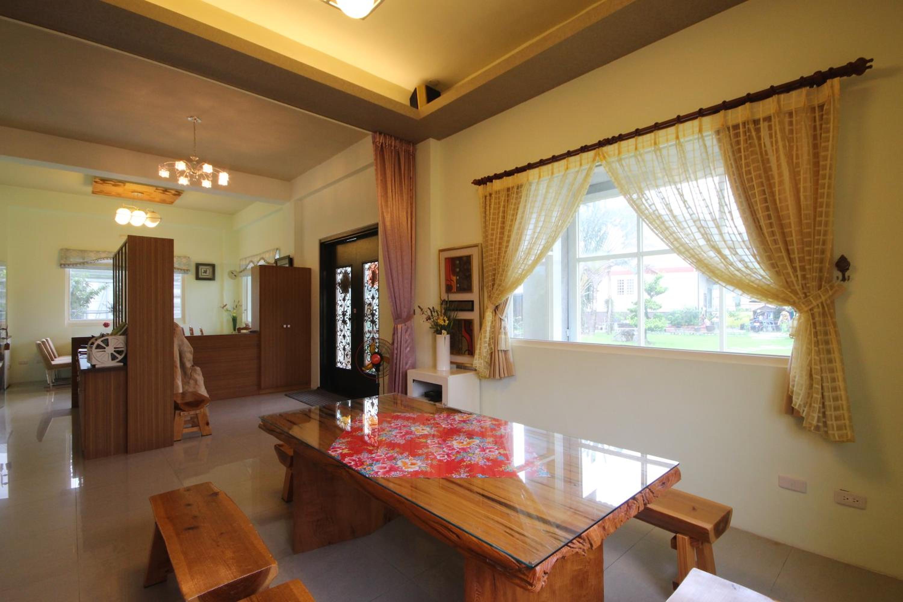 Star House
