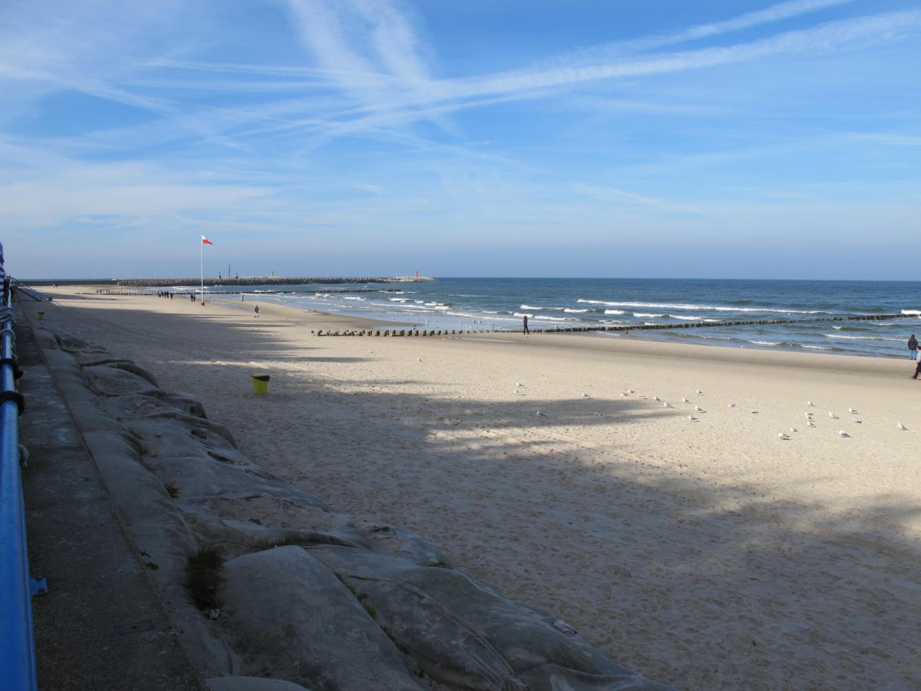 Jasnoszary Apartament Sun Seasons 24 w Kołobrzegu Blisko Morza by Noclegi Renters view 5