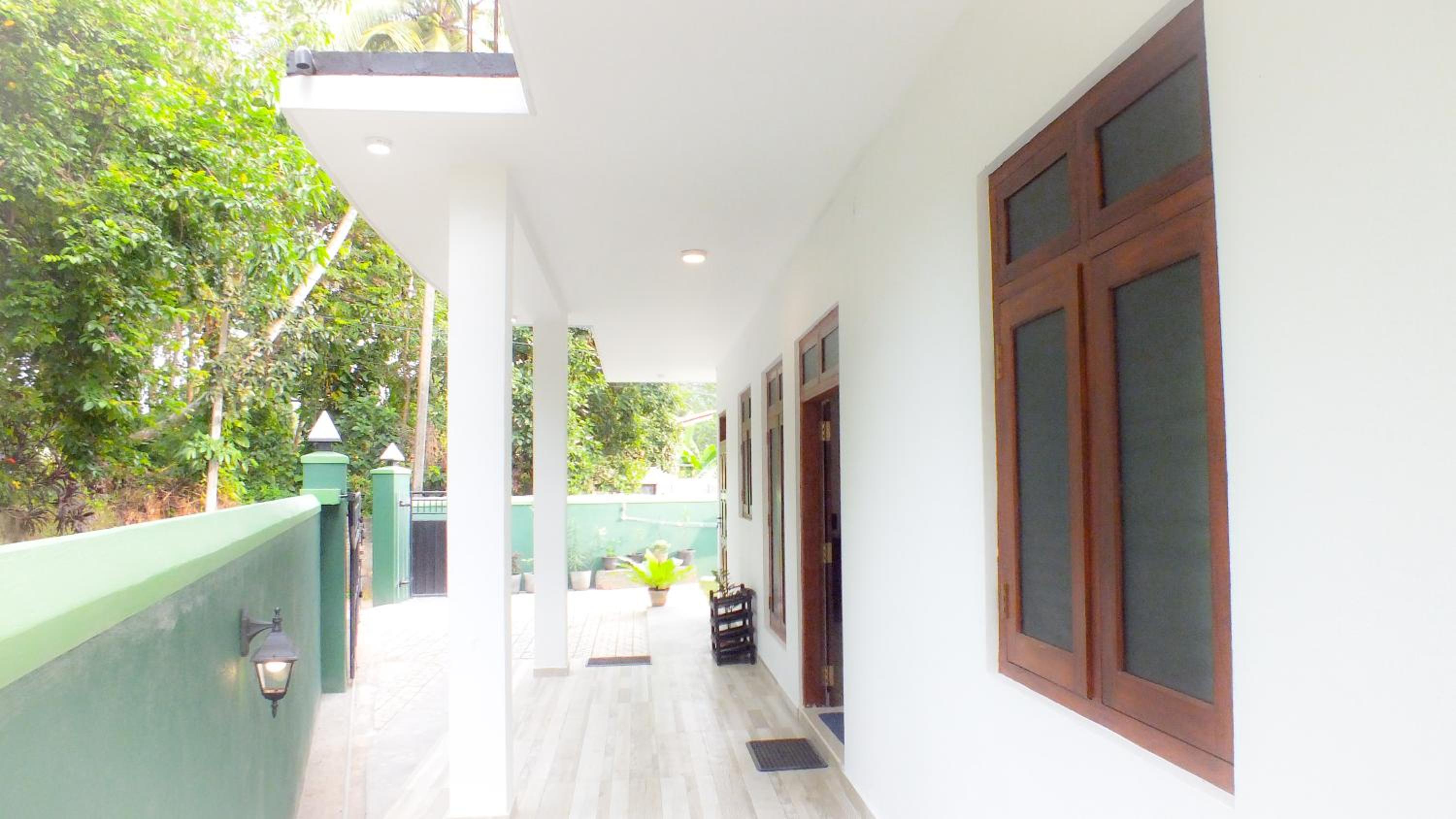 Villa Tanzanite Hikkaduwa view 3