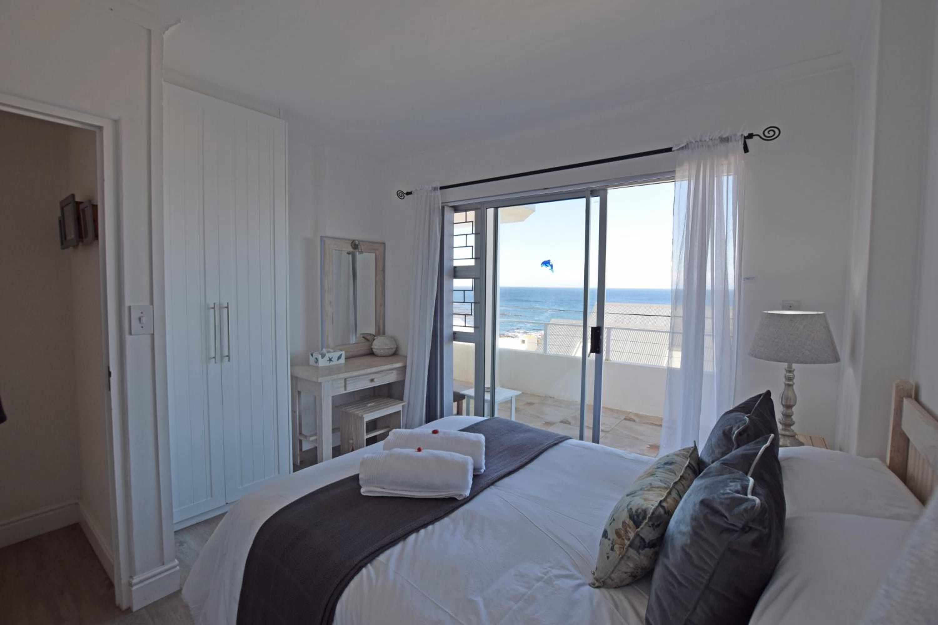 Apartment Dolphin House