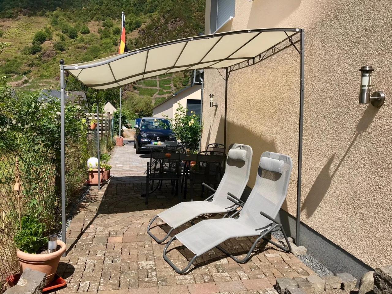 Residenz Moselzauber - Ferienwohnungen mit Pool Landschaft view 3