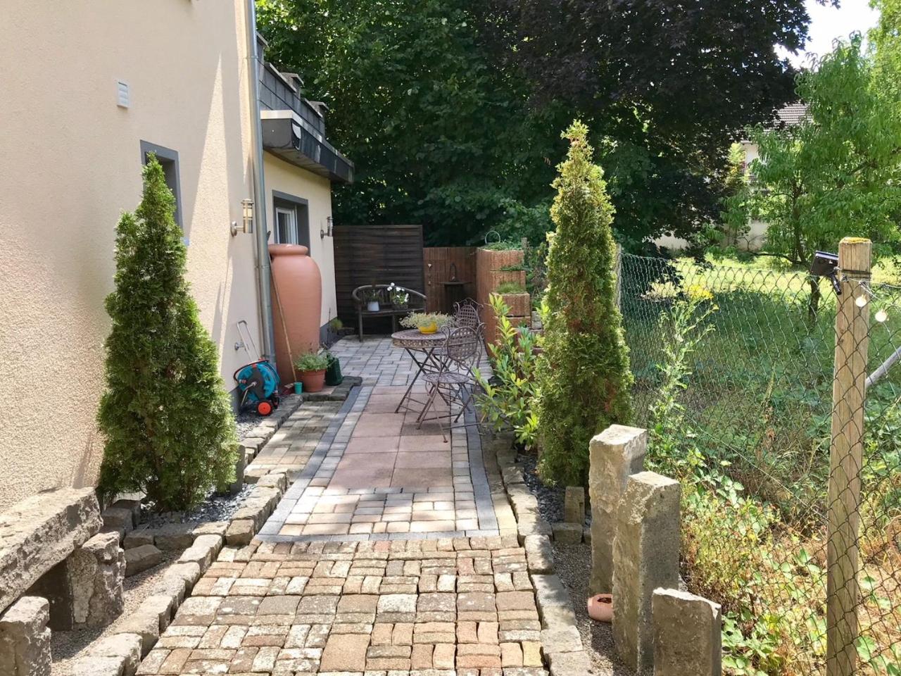 Residenz Moselzauber - Ferienwohnungen mit Pool Landschaft view 4