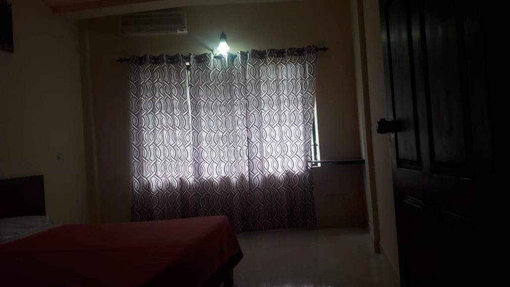 Bennies Inn view 5