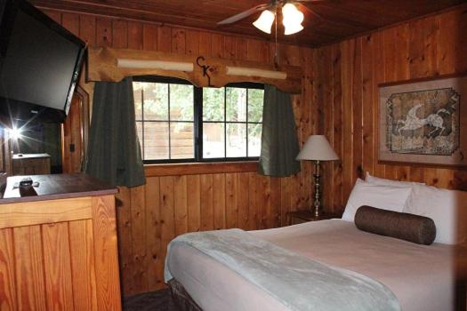 Copper King Lodge view 5