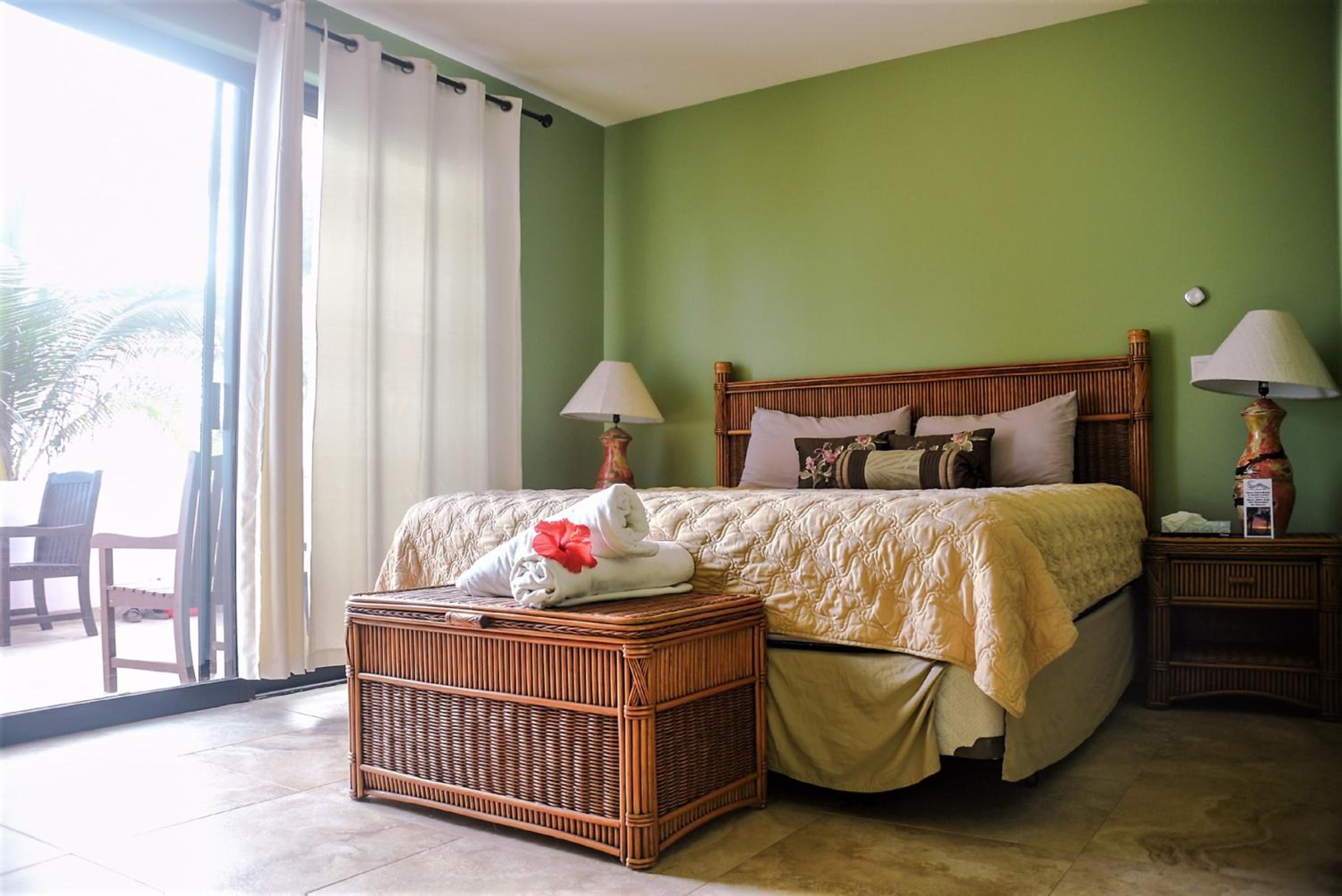 Cerritos Beach Inn