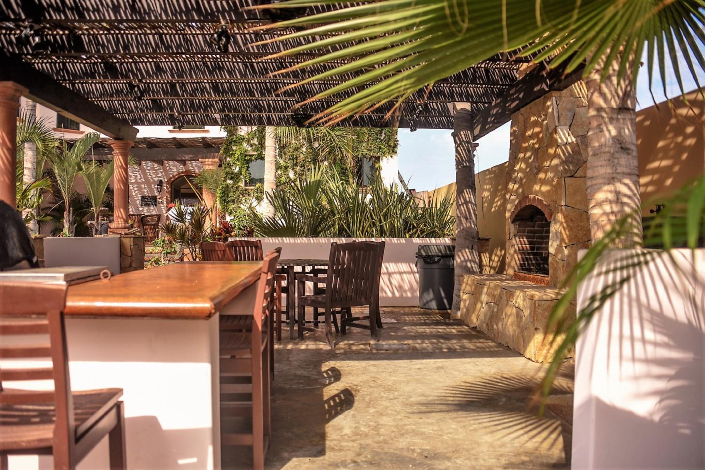 Cerritos Beach Inn