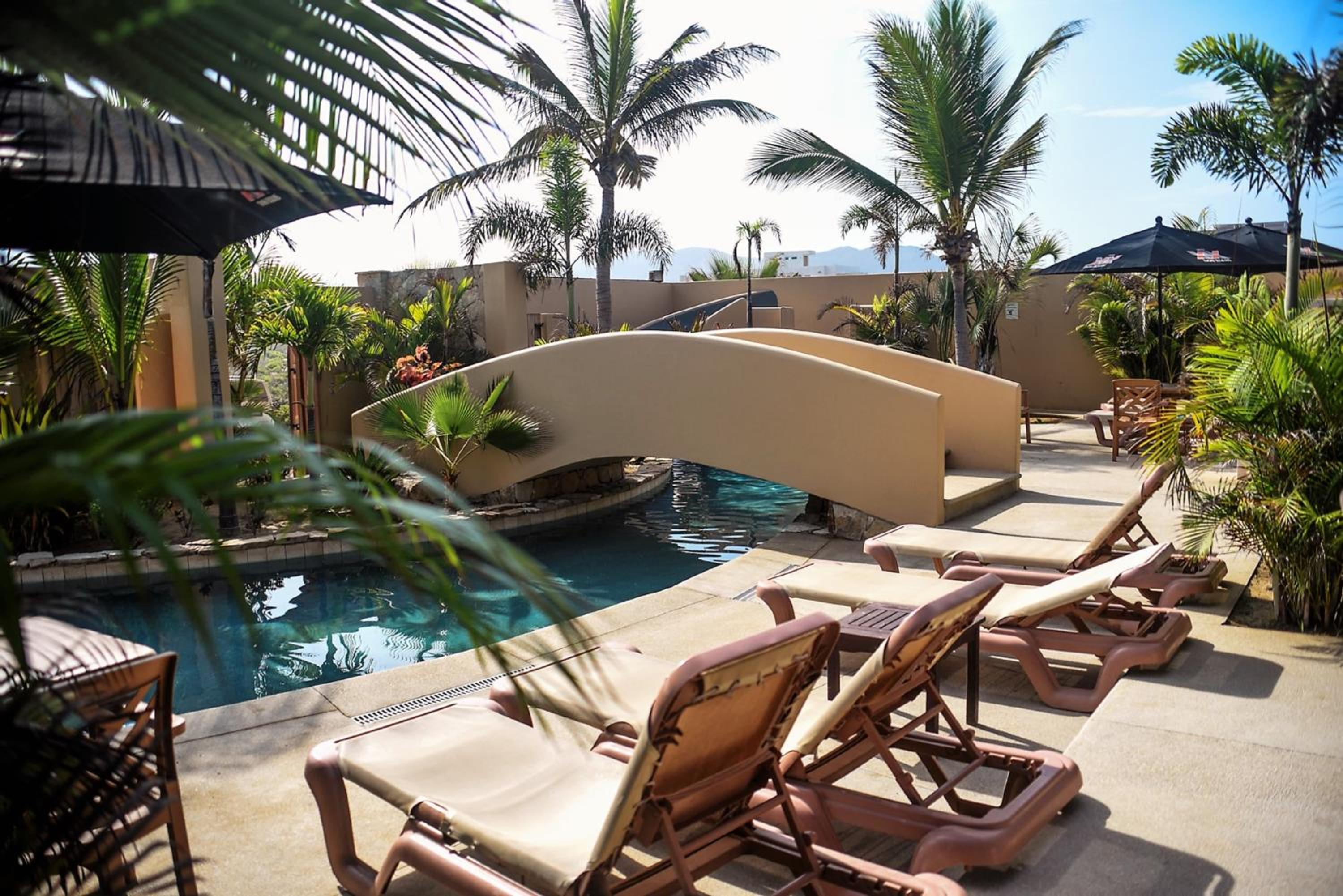 Cerritos Beach Inn