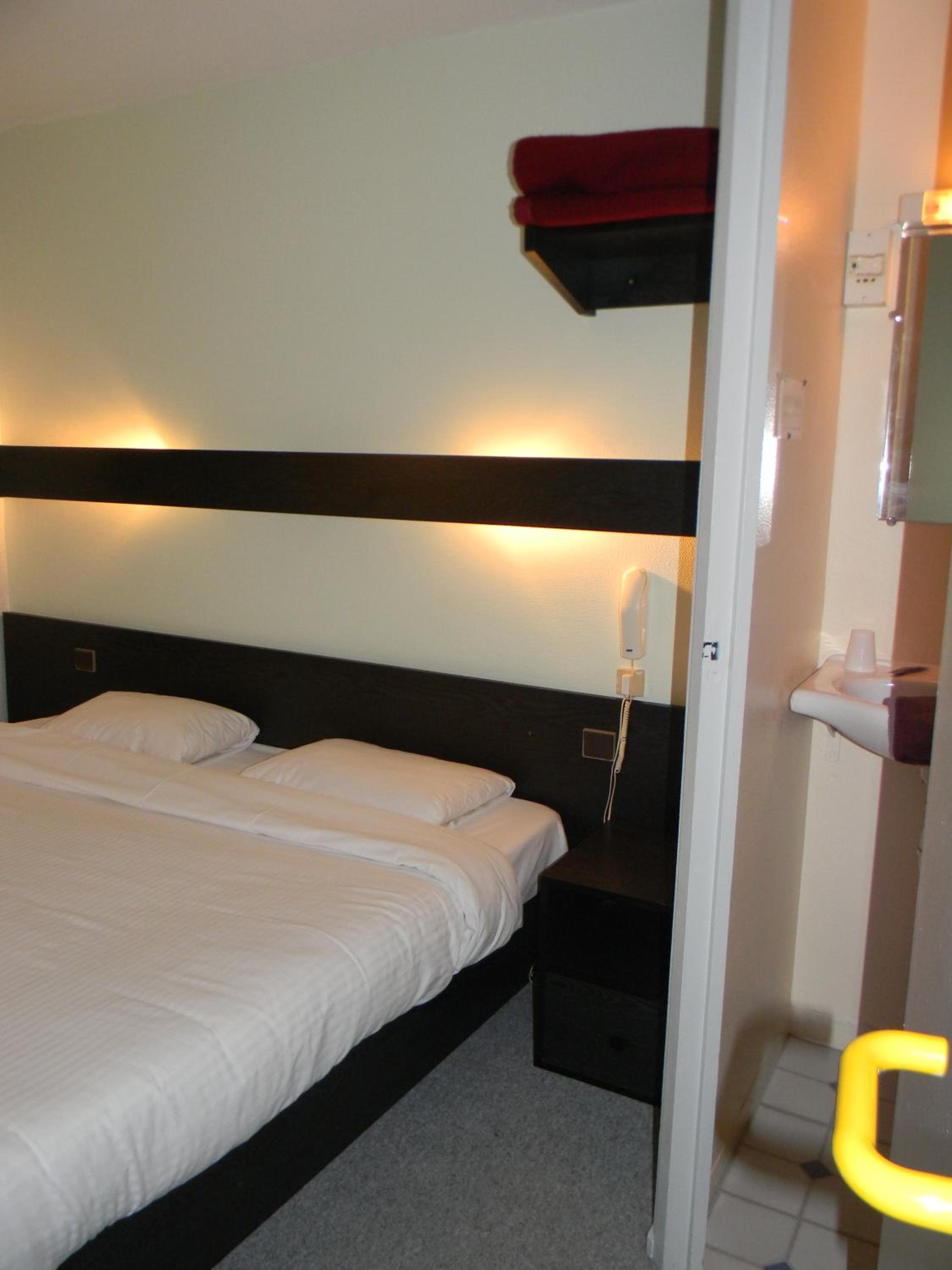 Class-Hôtel, hotel en Poitiers, habitaciones cómodas