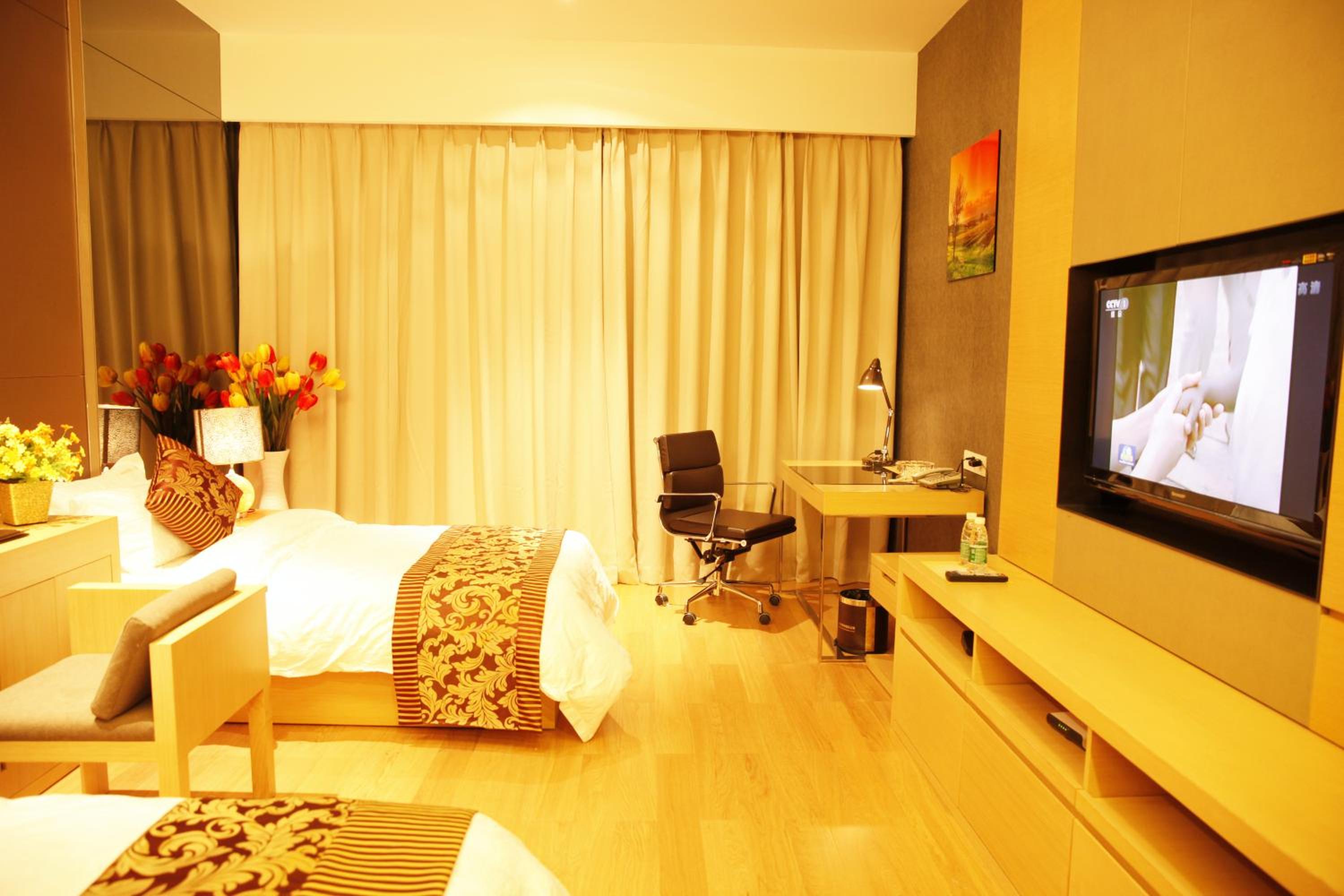 Checkinn International Apartment (GuangZhou PaZhou Poly World Trade Branch)
