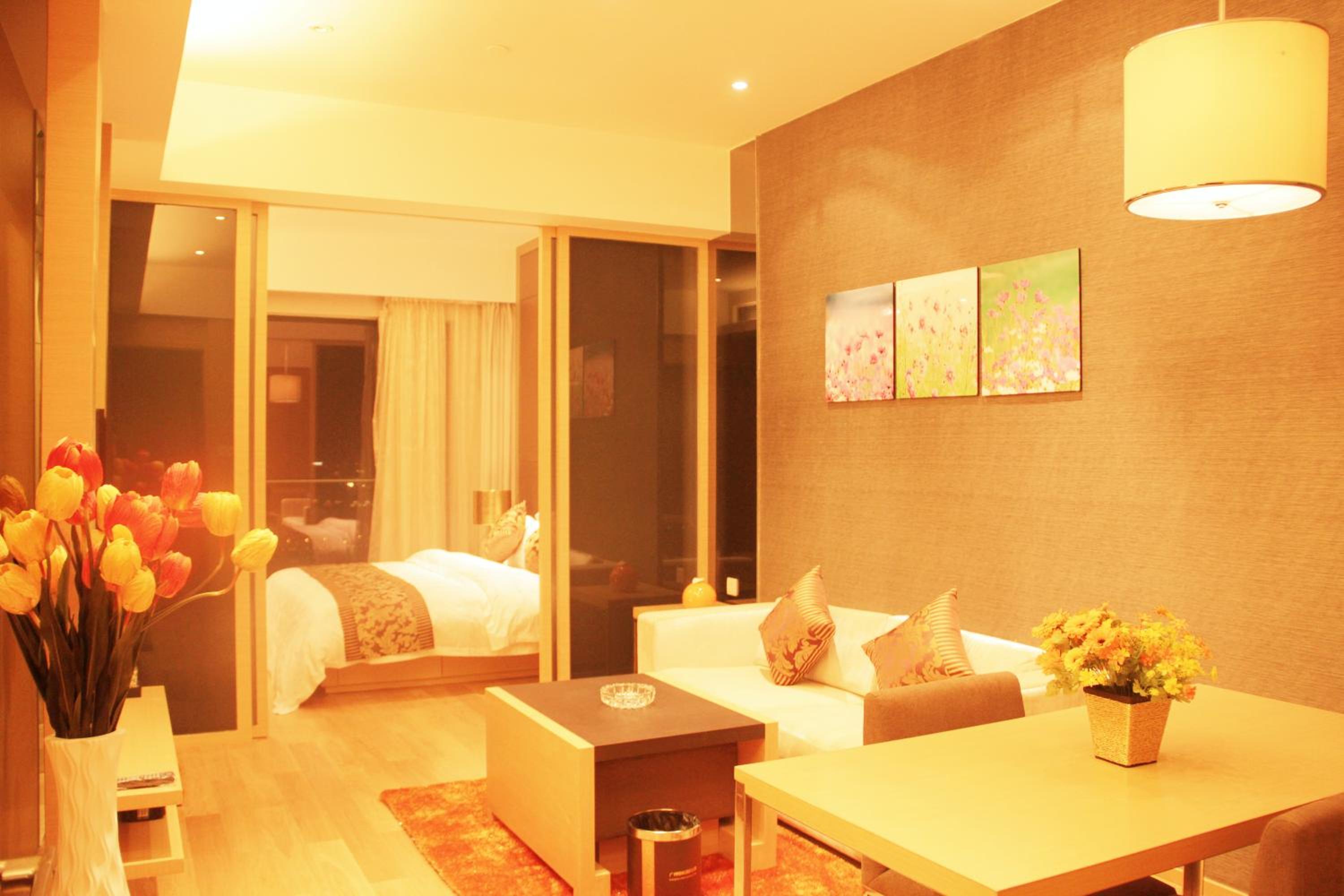 Checkinn International Apartment (GuangZhou PaZhou Poly World Trade Branch)