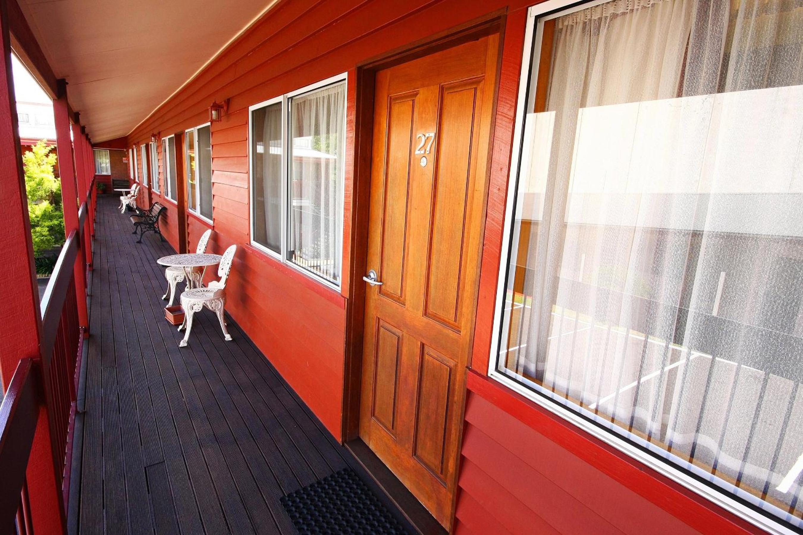 Downs Motel
